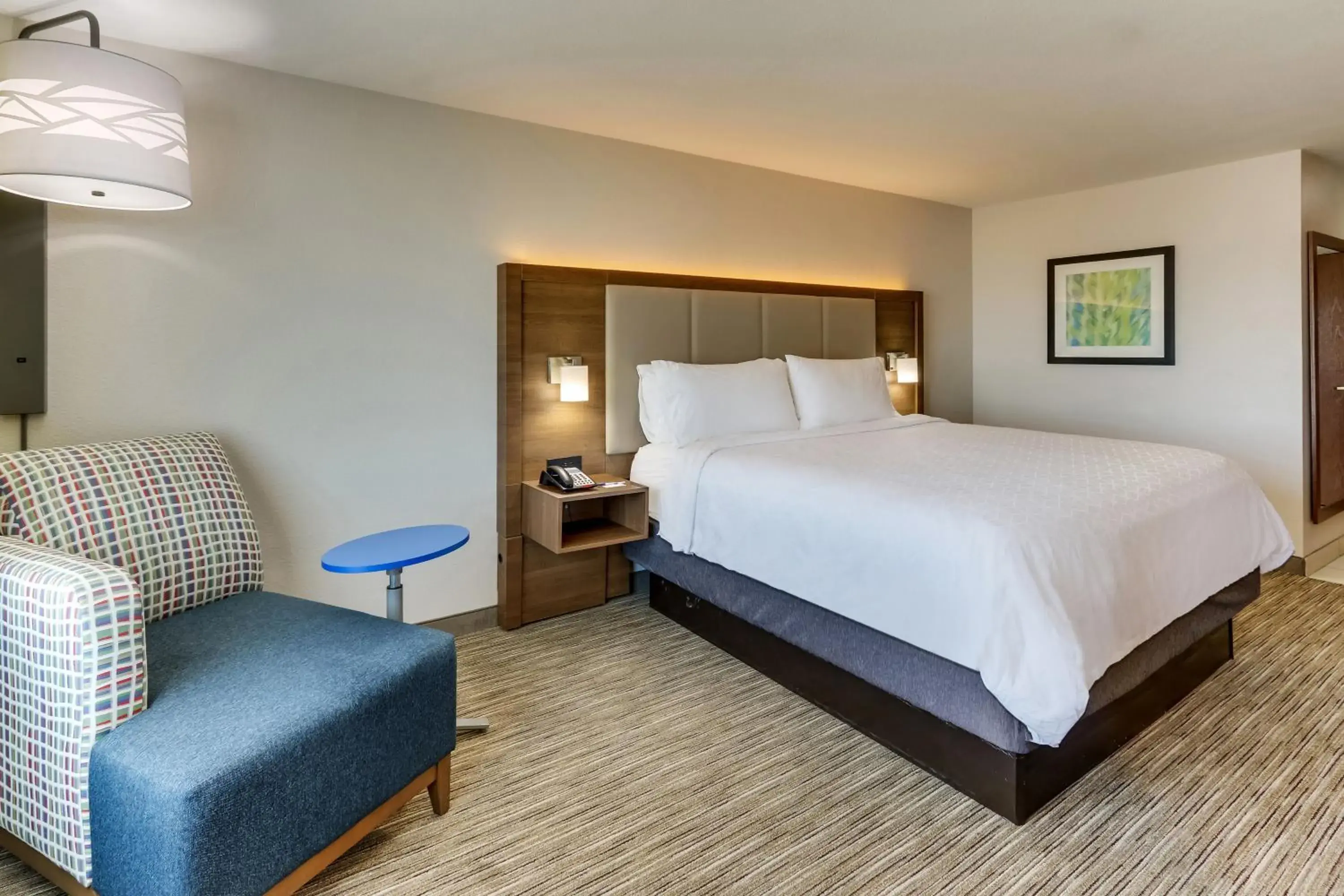 Bed in Holiday Inn Express Lake Worth NW Loop 820 by IHG Bed in Holiday Inn Express Lake Worth NW Loop 820 by IHG