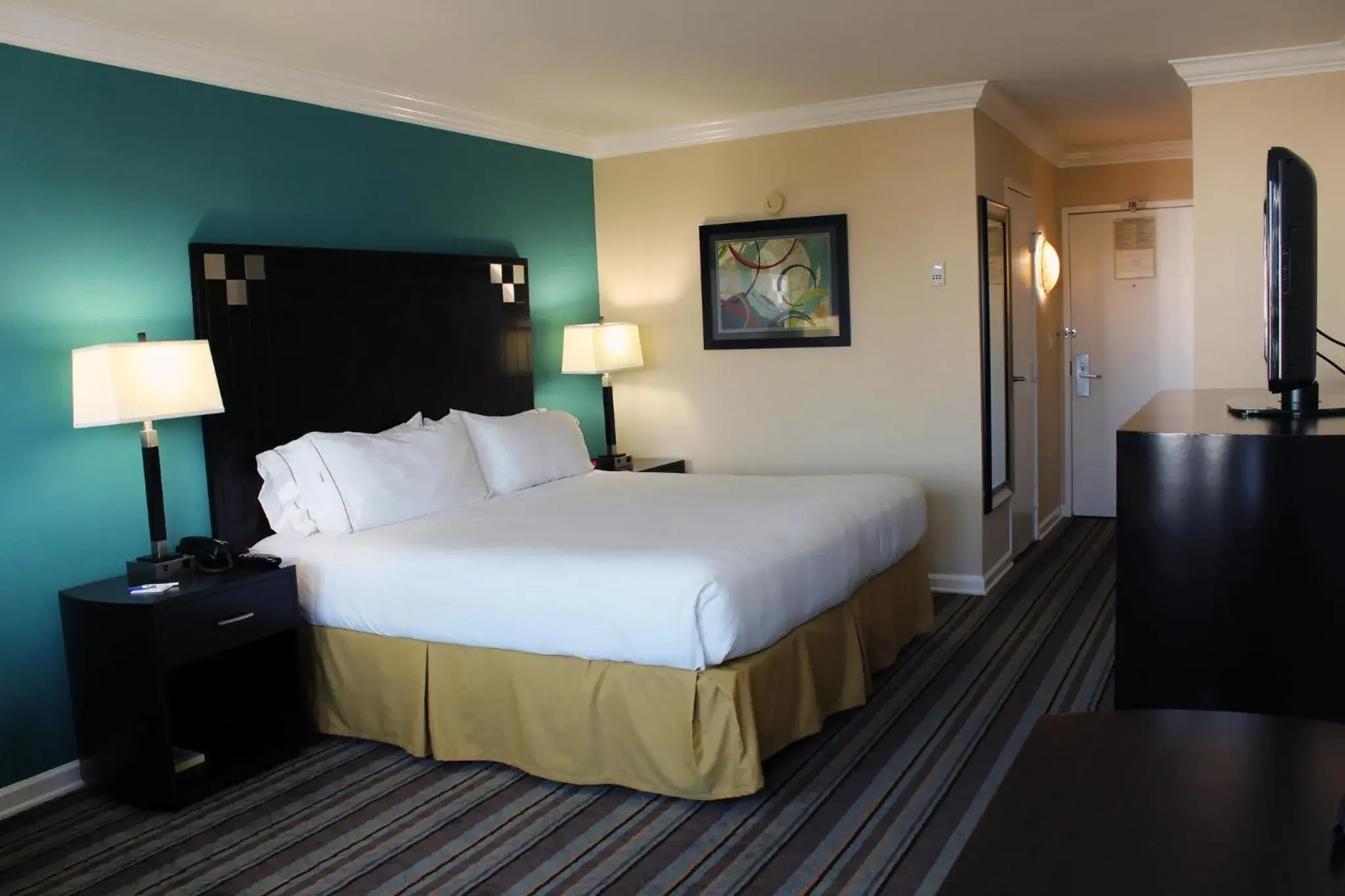 Photo of the whole room in Holiday Inn Express Van Nuys by IHG Photo of the whole room in Holiday Inn Express Van Nuys by IHG