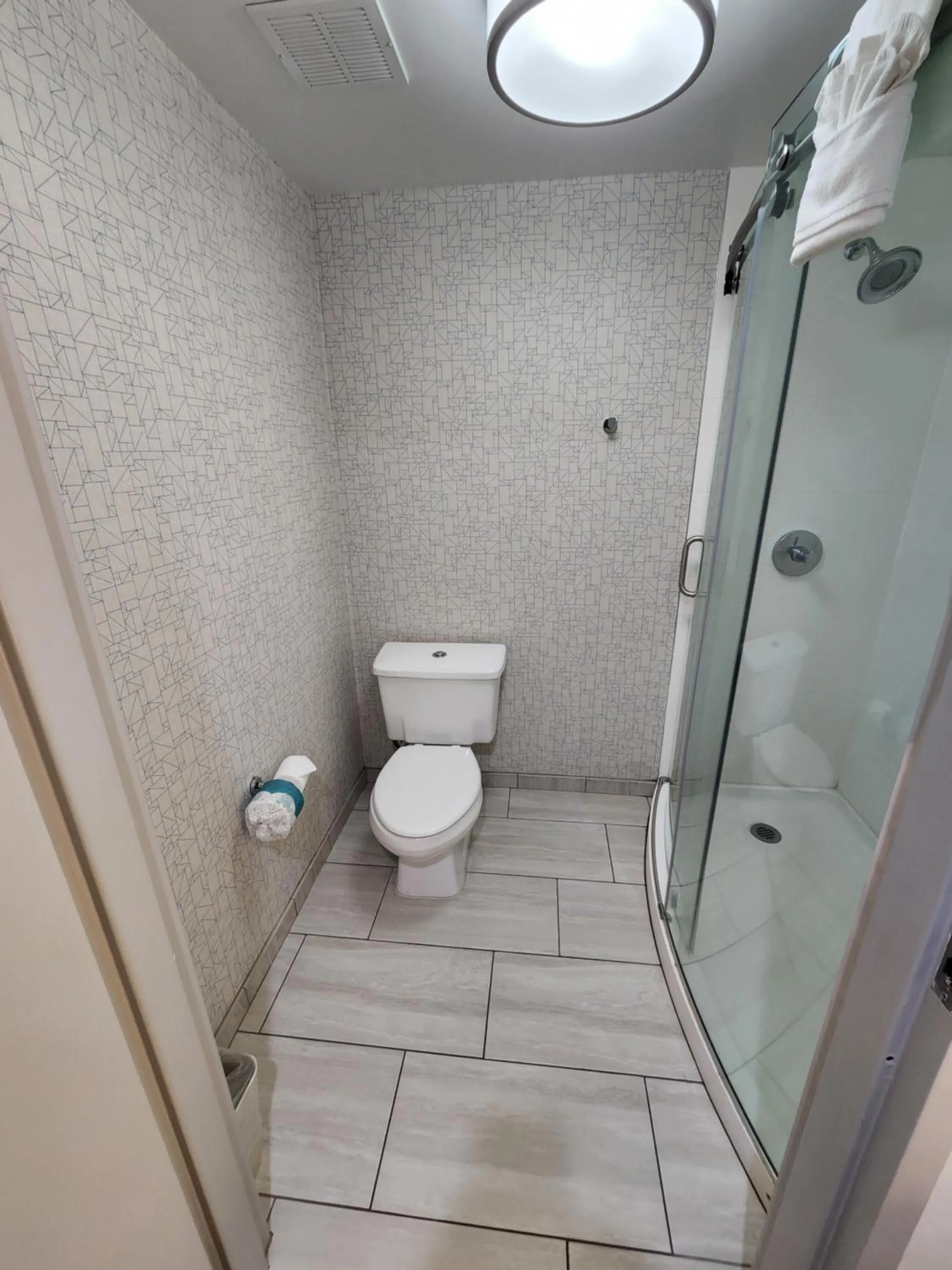 Bathroom in Holiday Inn Express Lompoc by IHG