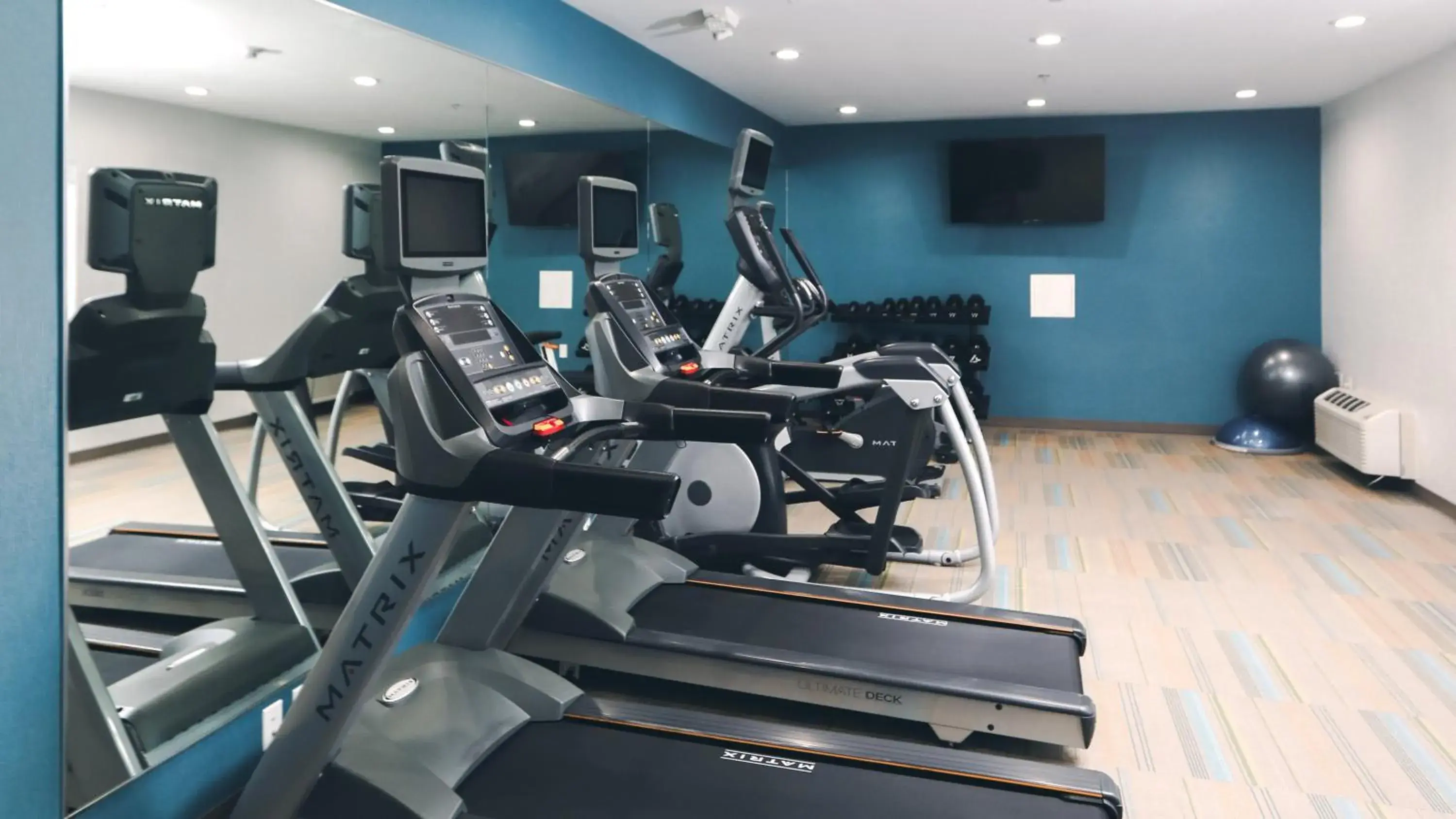 Fitness centre/facilities in Holiday Inn Express Lompoc by IHG Fitness centre/facilities in Holiday Inn Express Lompoc by IHG