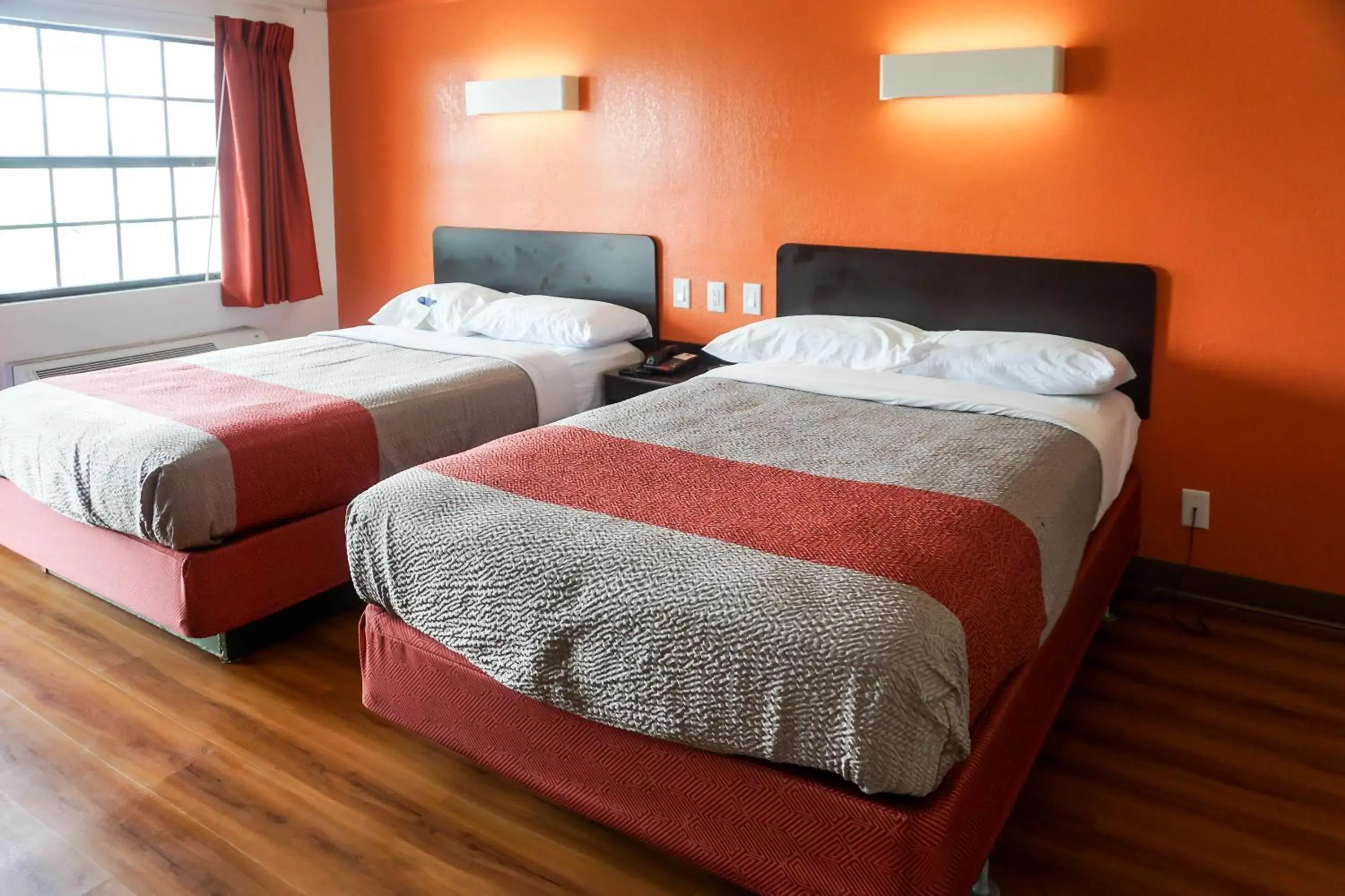 Bed in Motel 6-Euless, TX - DFW West Bed in Motel 6-Euless, TX - DFW West