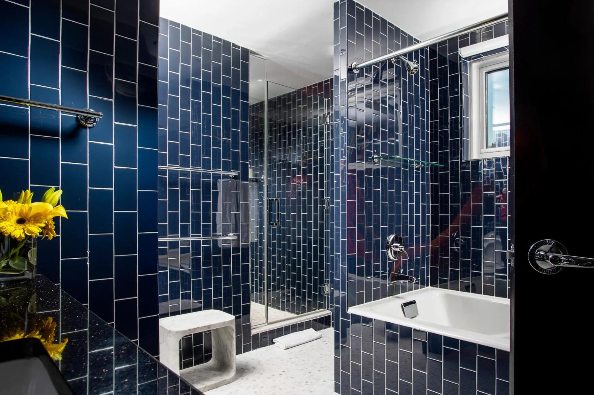 Bathroom in 6 Columbus Central Park Hotel