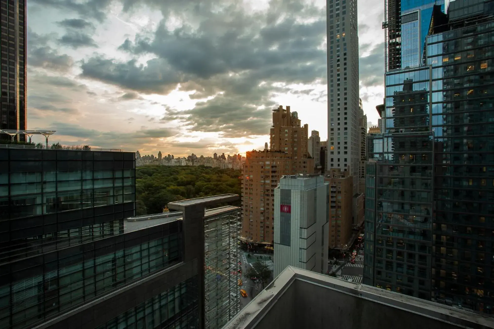 City view in 6 Columbus Central Park Hotel City view in 6 Columbus Central Park Hotel