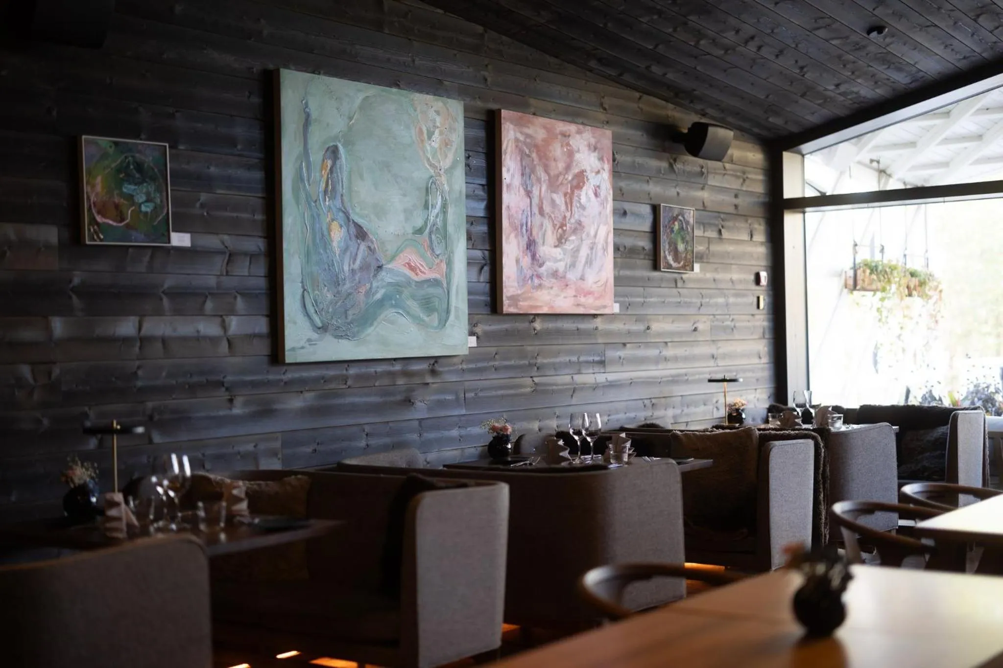 Restaurant/places to eat in Arctic TreeHouse Hotel