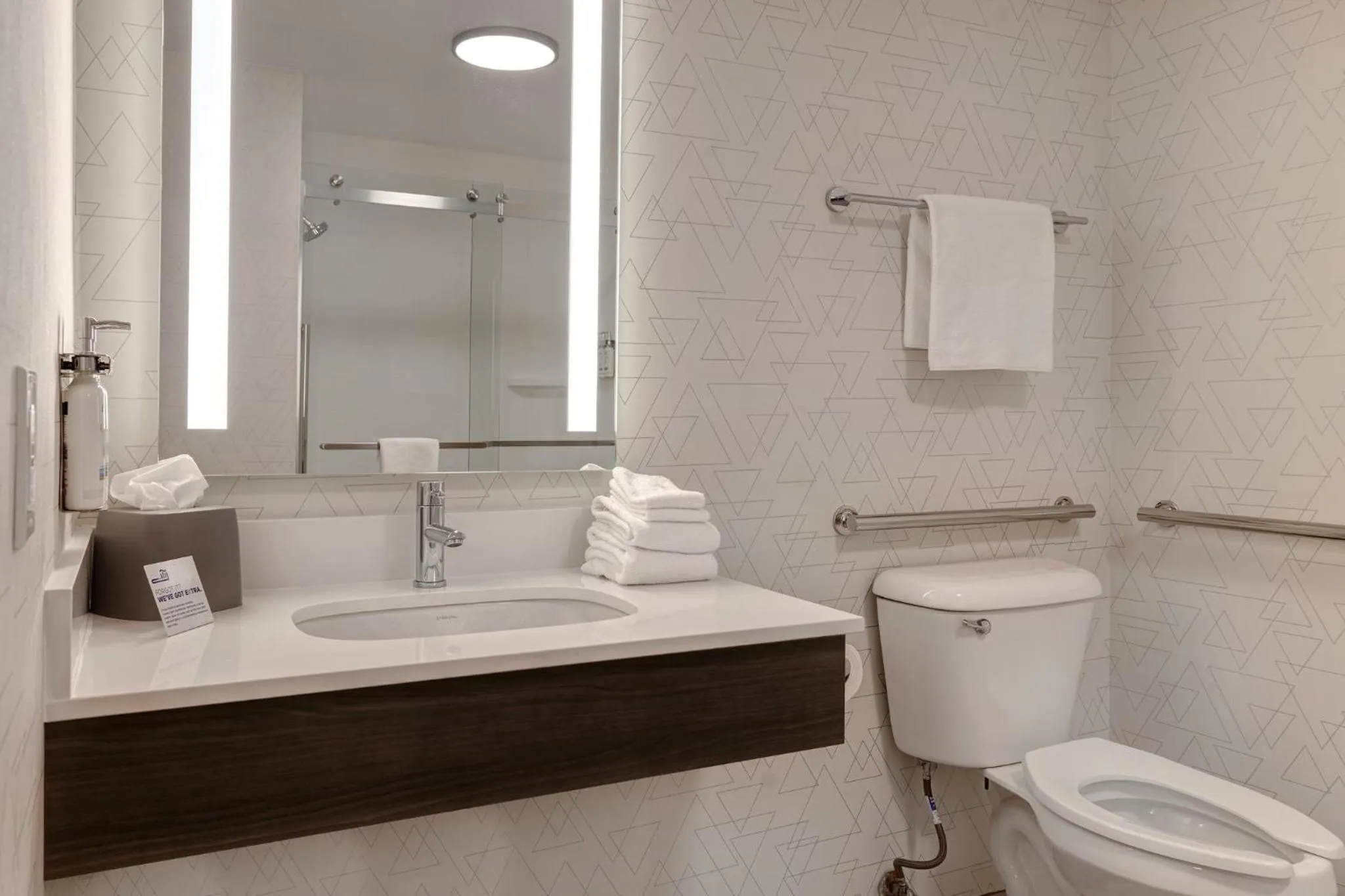 Bathroom in Holiday Inn Express Hotel & Suites Moab by IHG