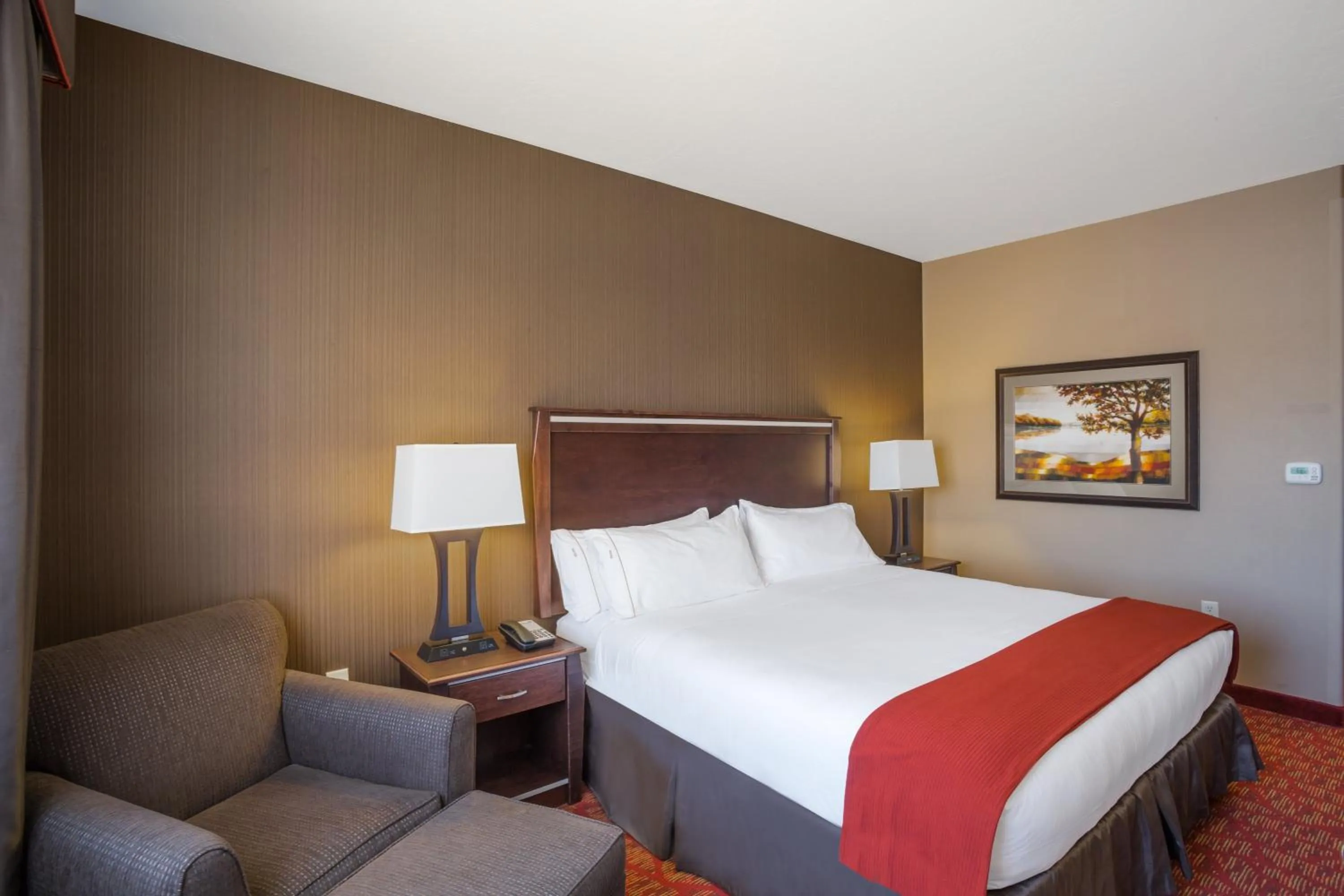 Photo of the whole room, Bed in Holiday Inn Express Hotel & Suites Moab by IHG