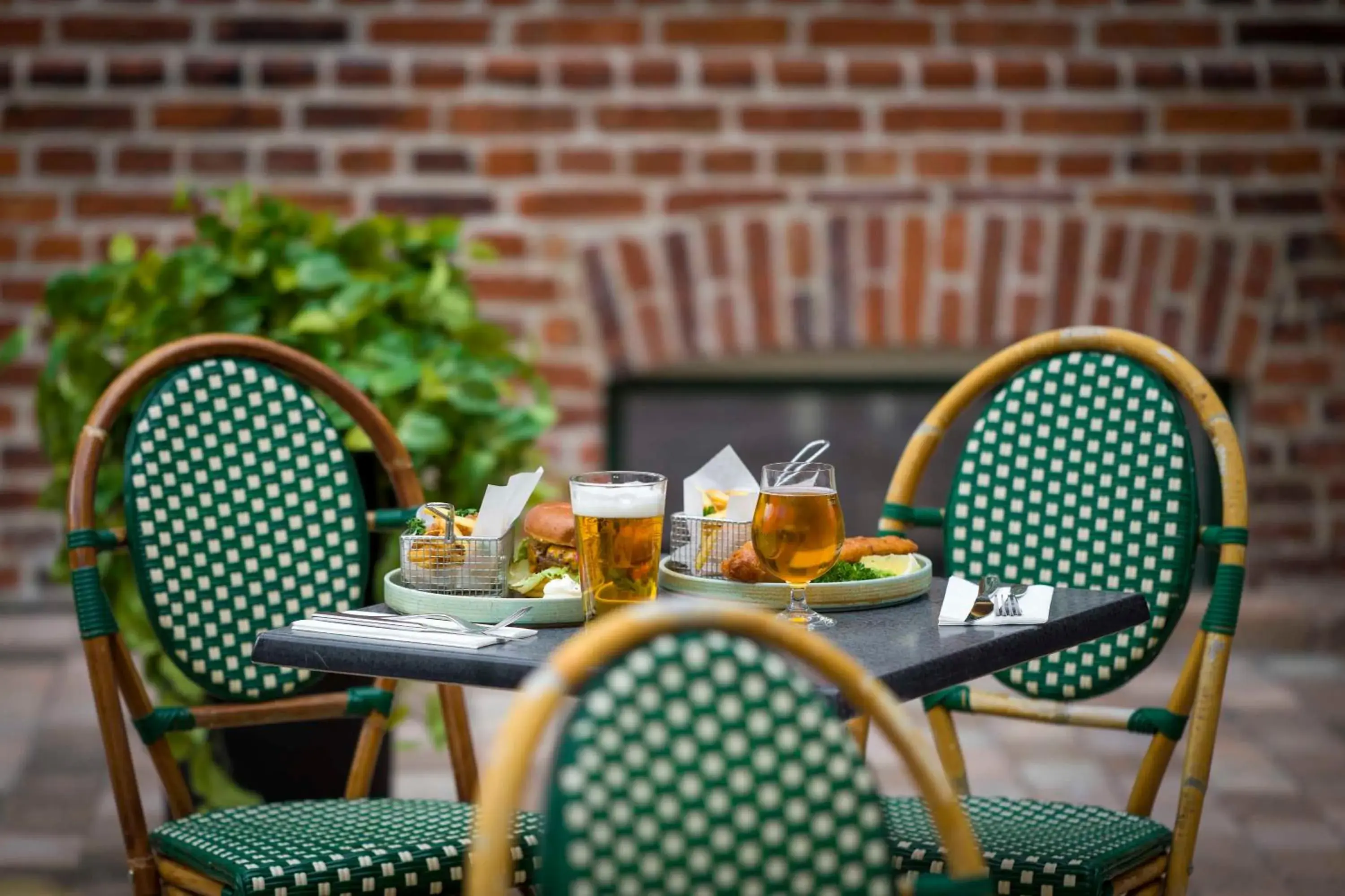 Restaurant/places to eat in Hotel Bishops Arms Lund Restaurant/places to eat in Hotel Bishops Arms Lund