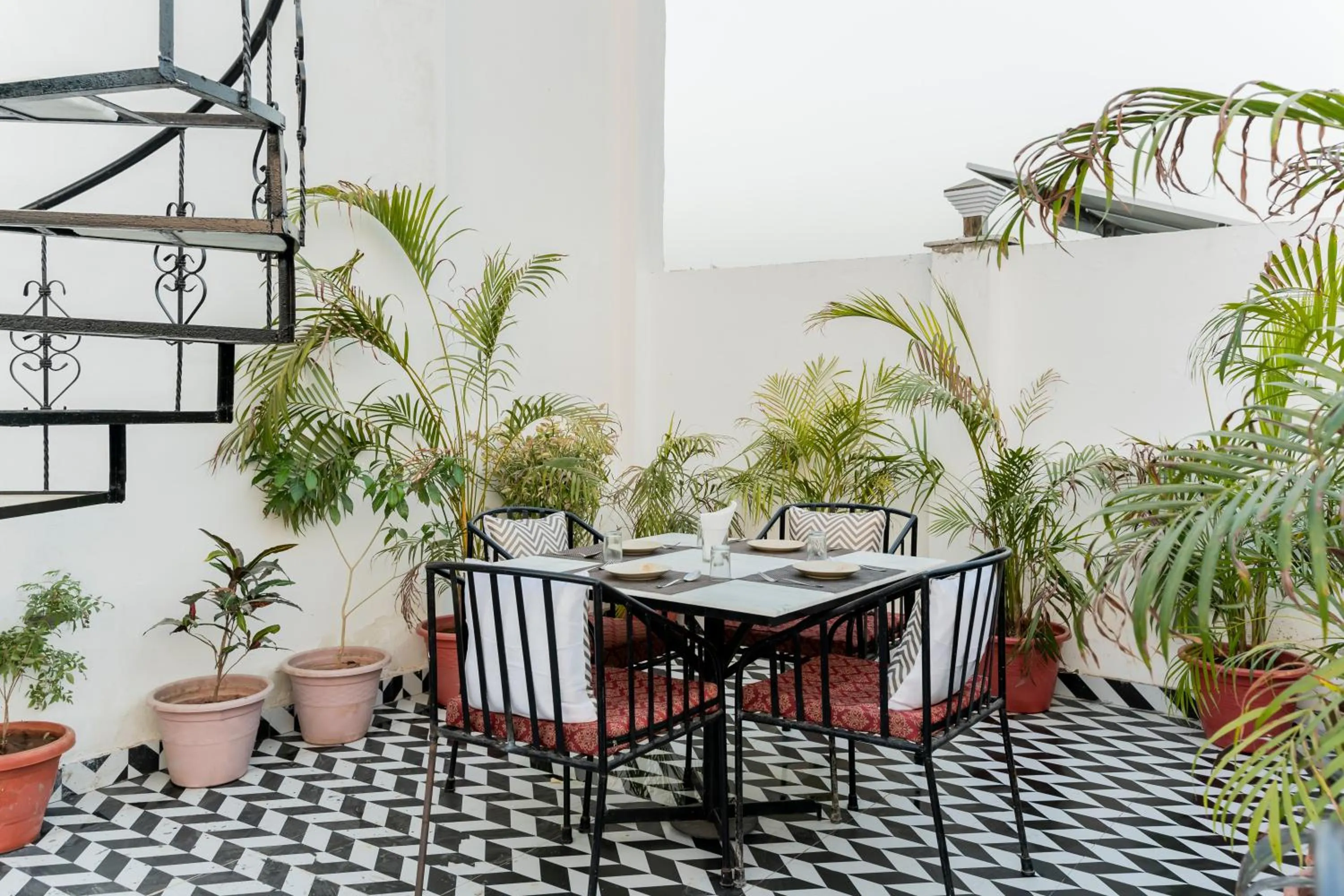 Restaurant/places to eat in Wanderlust -Boutique Stay