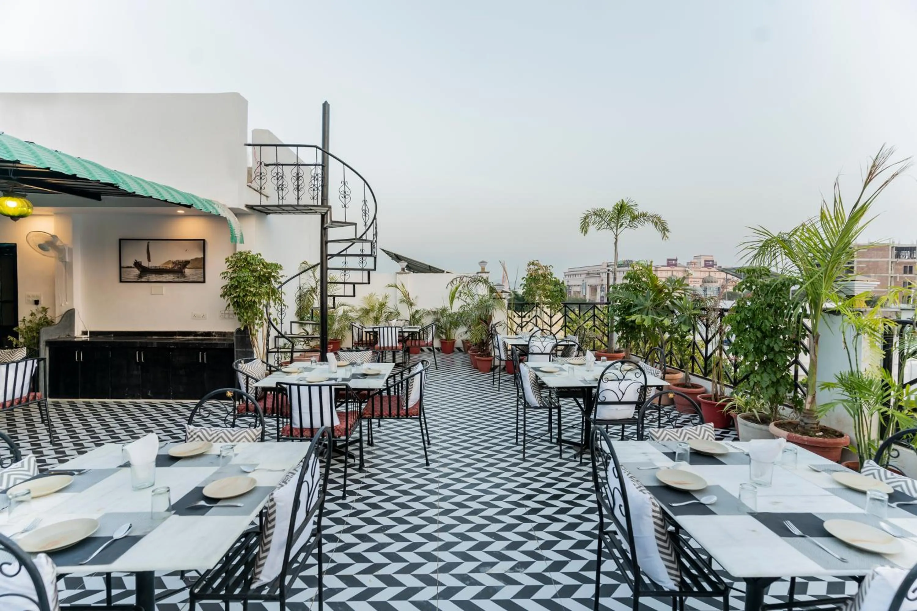 Restaurant/places to eat in Wanderlust -Boutique Stay