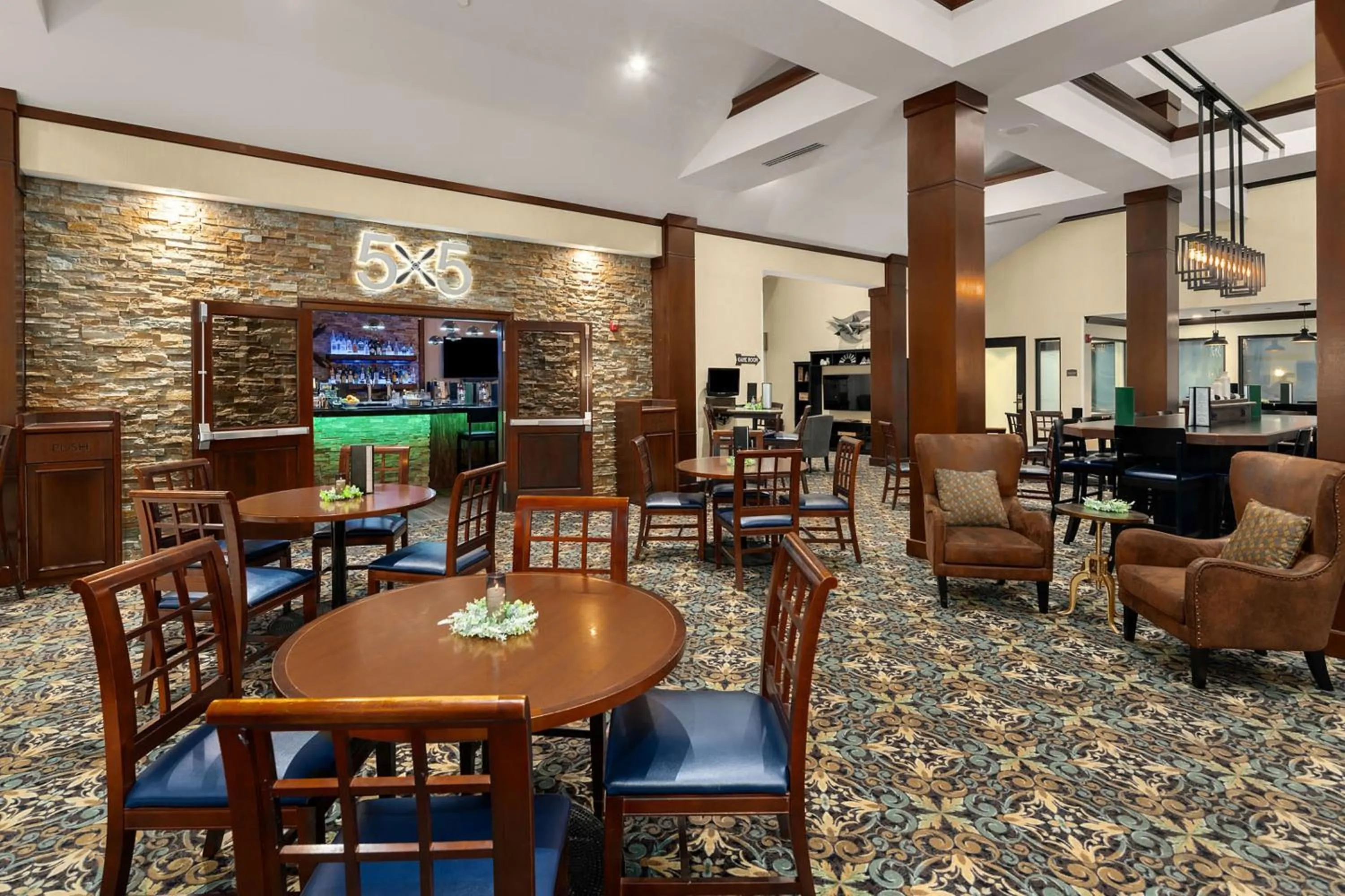 Property building in Staybridge Suites Everett - Paine Field by IHG