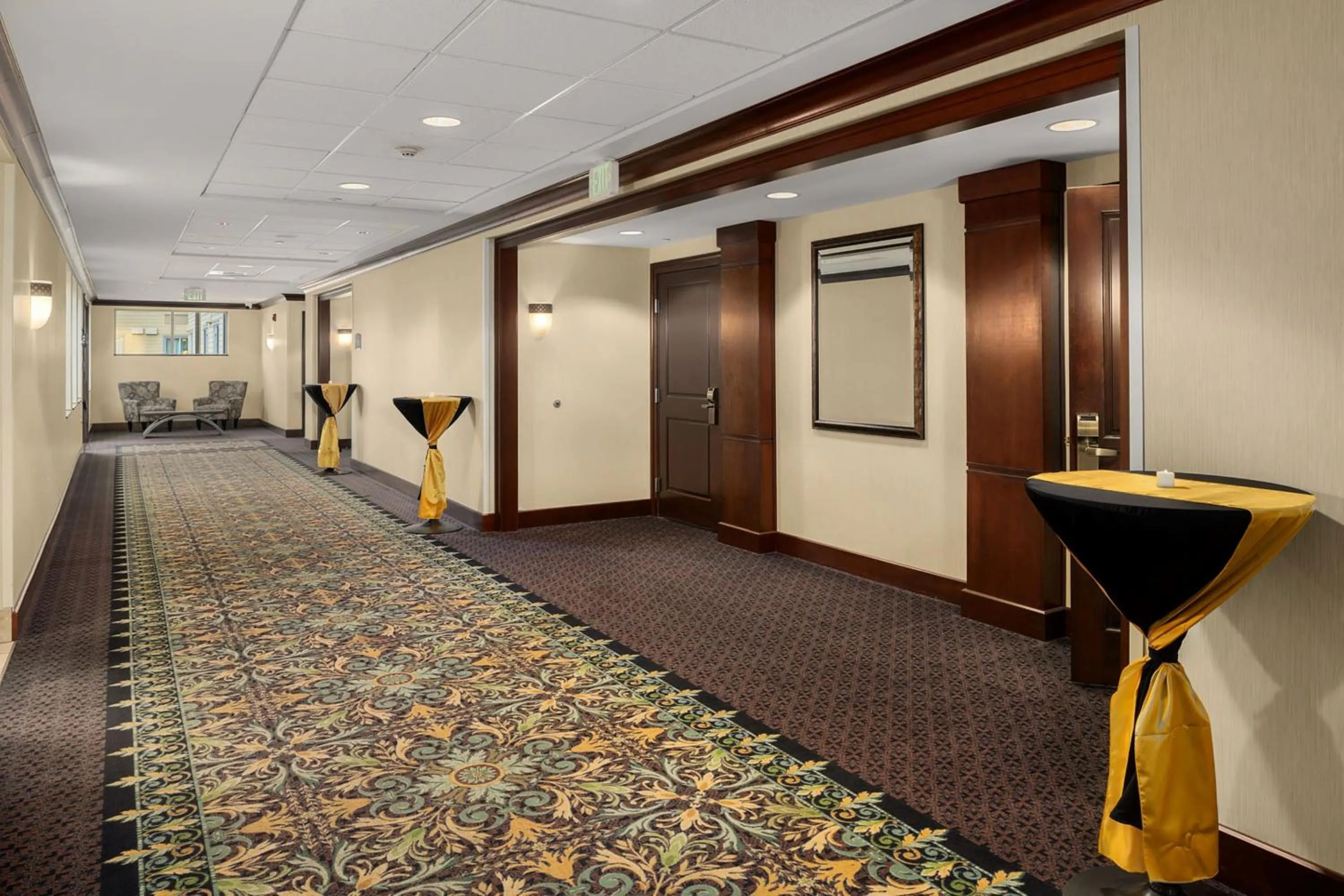 Meeting/conference room in Staybridge Suites Everett - Paine Field by IHG