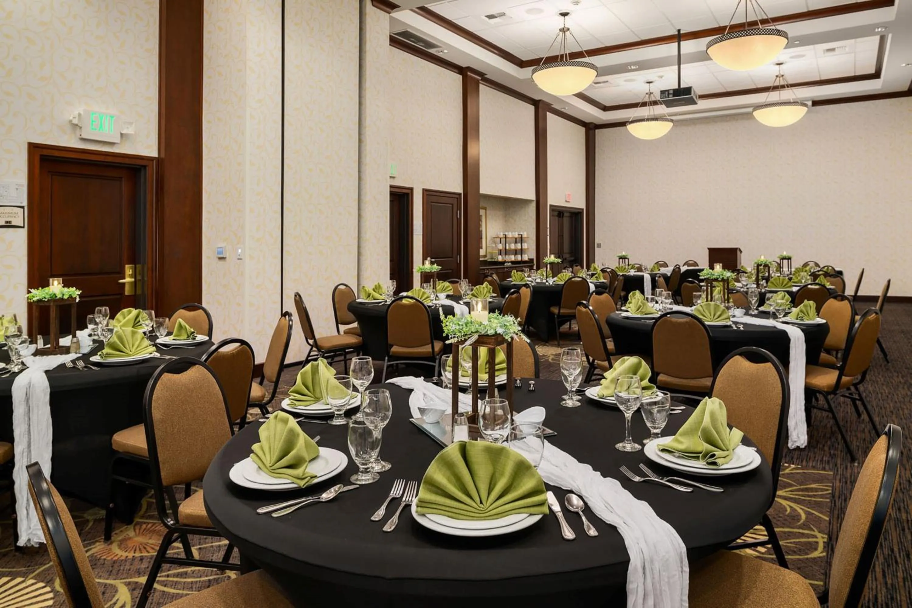 Banquet/Function facilities in Staybridge Suites Everett - Paine Field by IHG