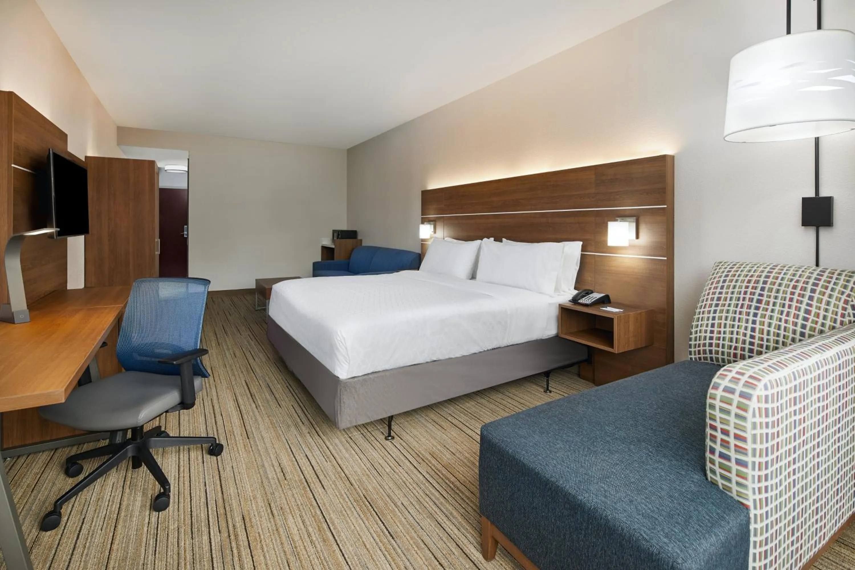 Photo of the whole room, Bed in Holiday Inn Express Hotel & Suites Pensacola-West Navy Base by IHG