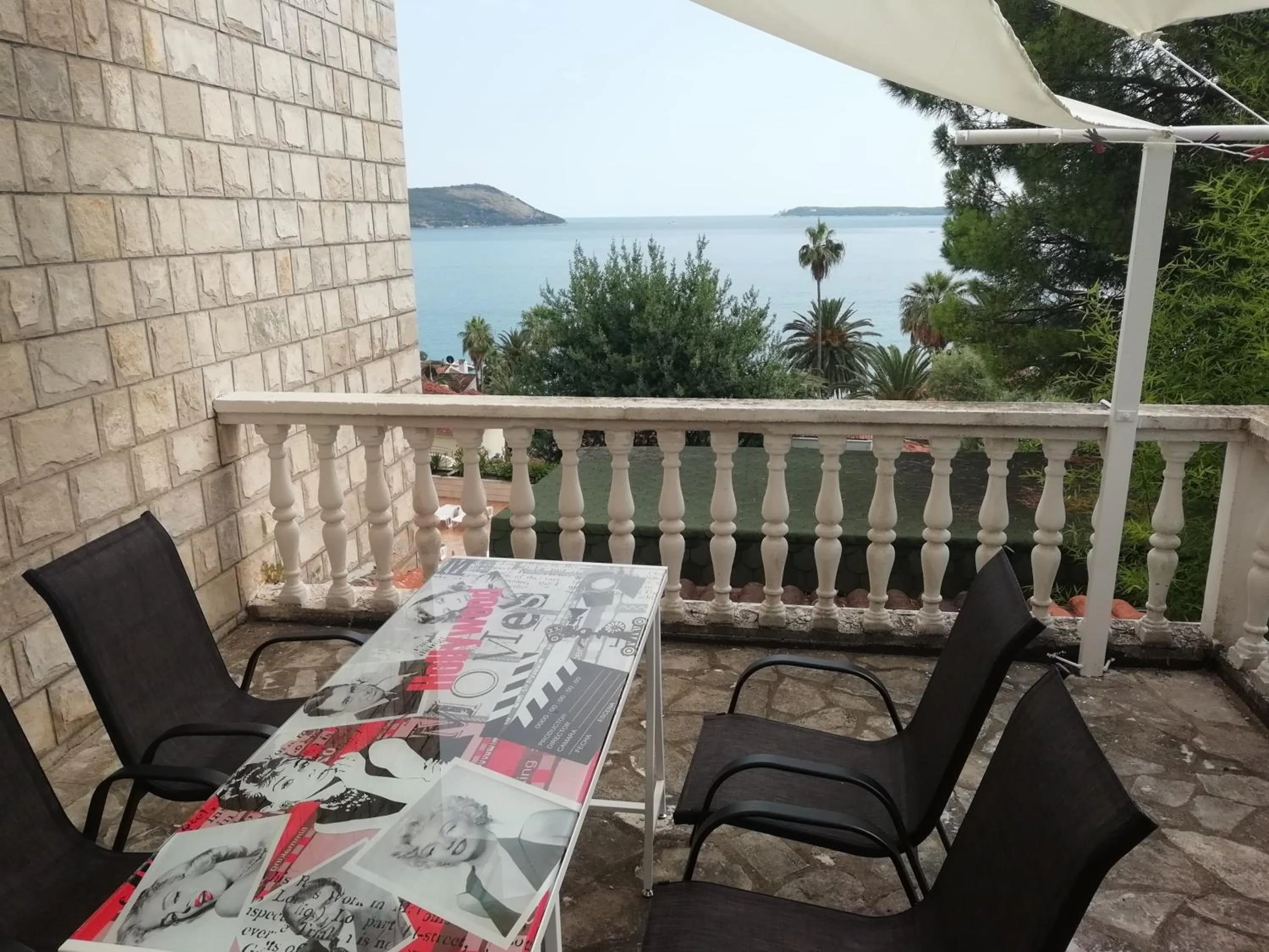 Sea view in Petrovic house
