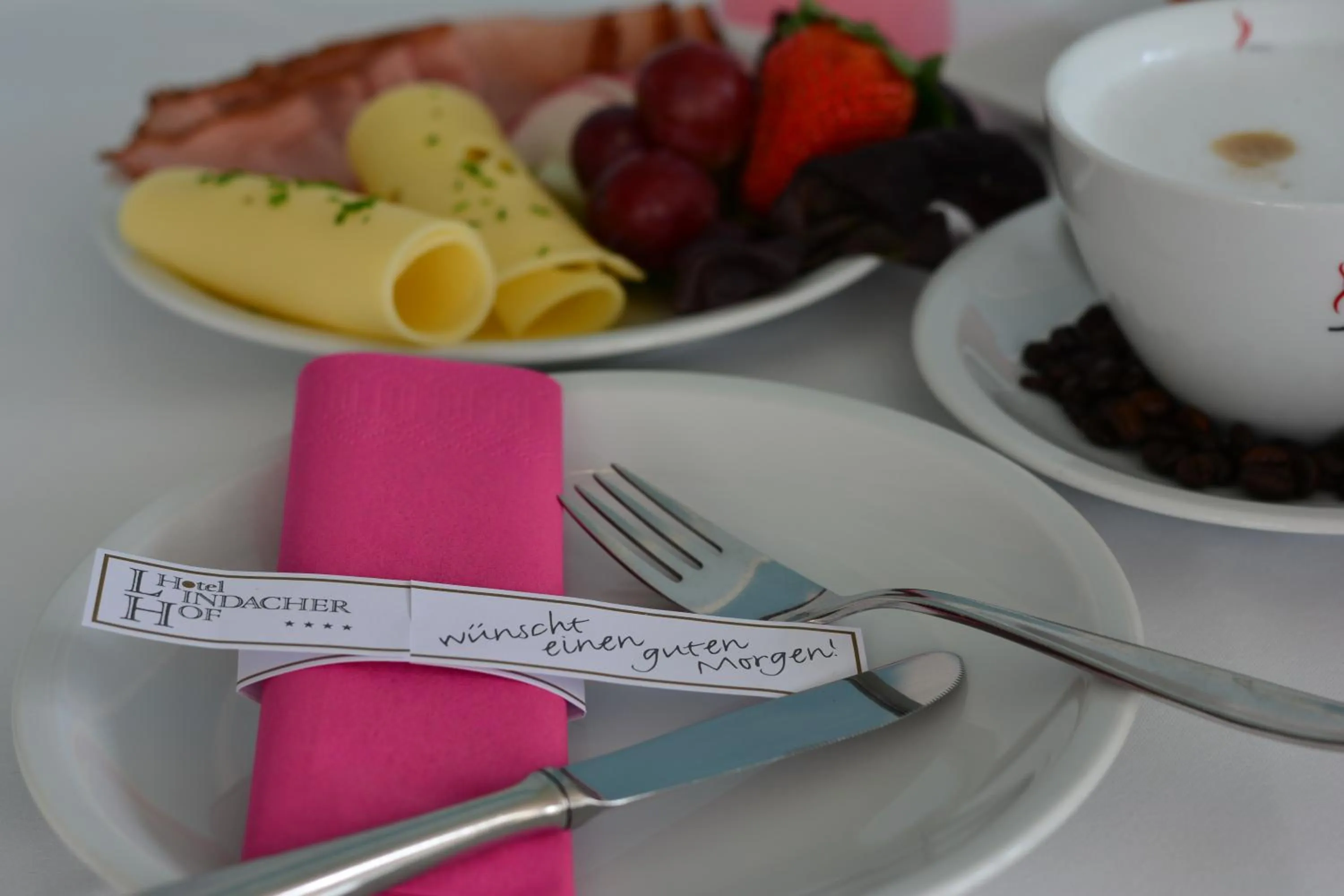 Breakfast in Hotel Garni Lindacher Hof