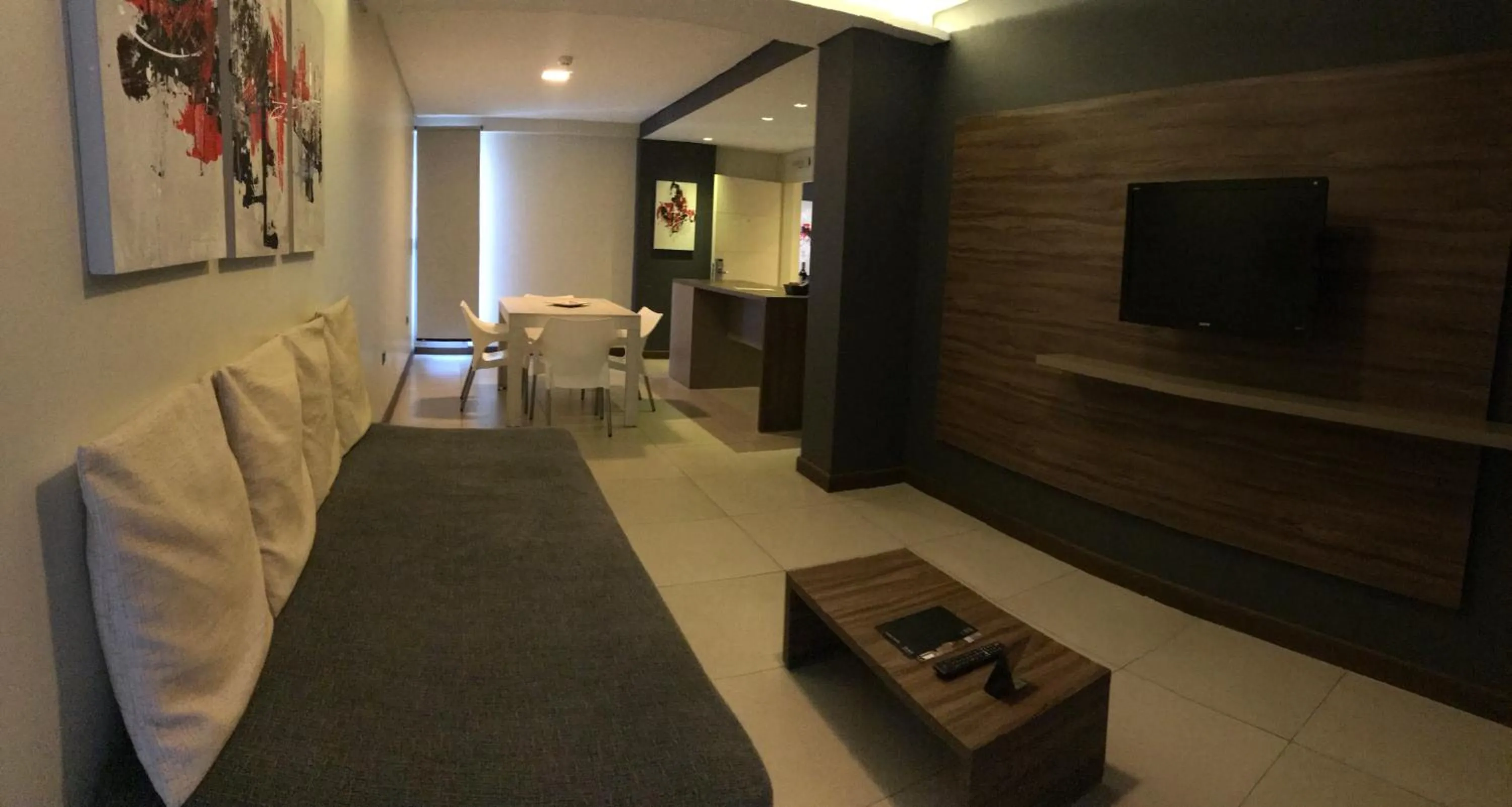 H1 Apartments Hotel