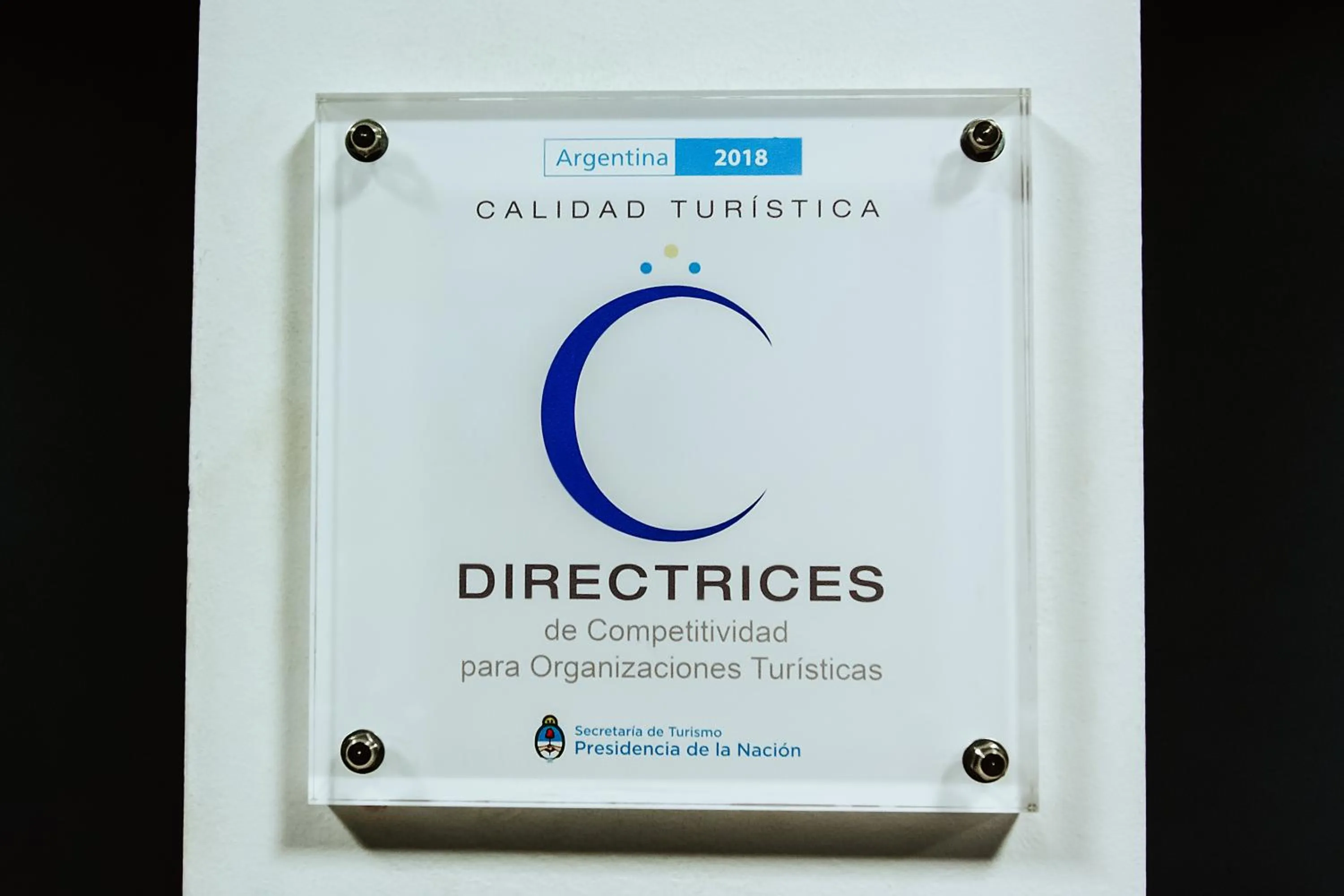 Certificate/Award in H1 Apartments Hotel