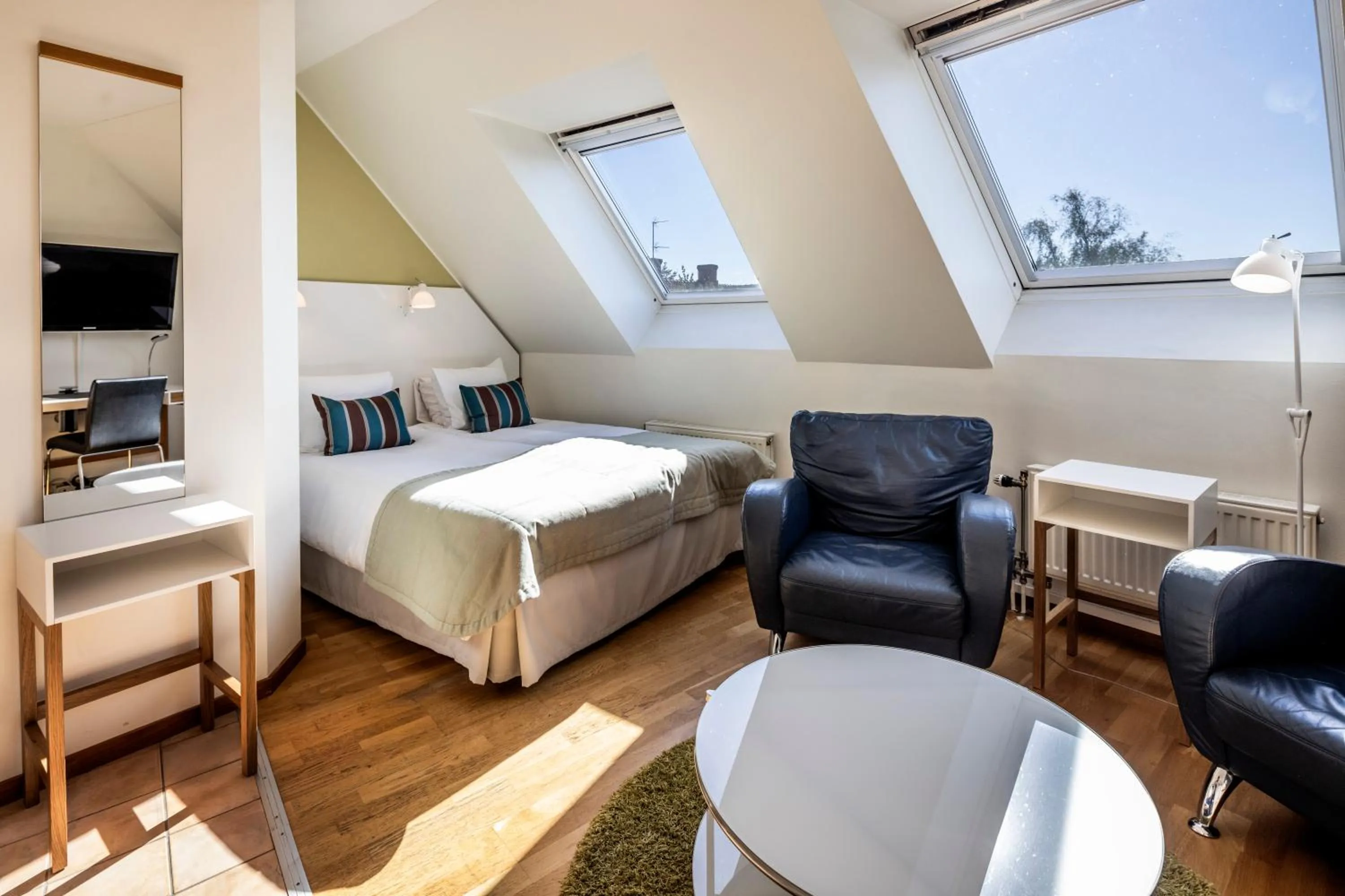 Photo of the whole room, Bed in First Hotel Planetstaden