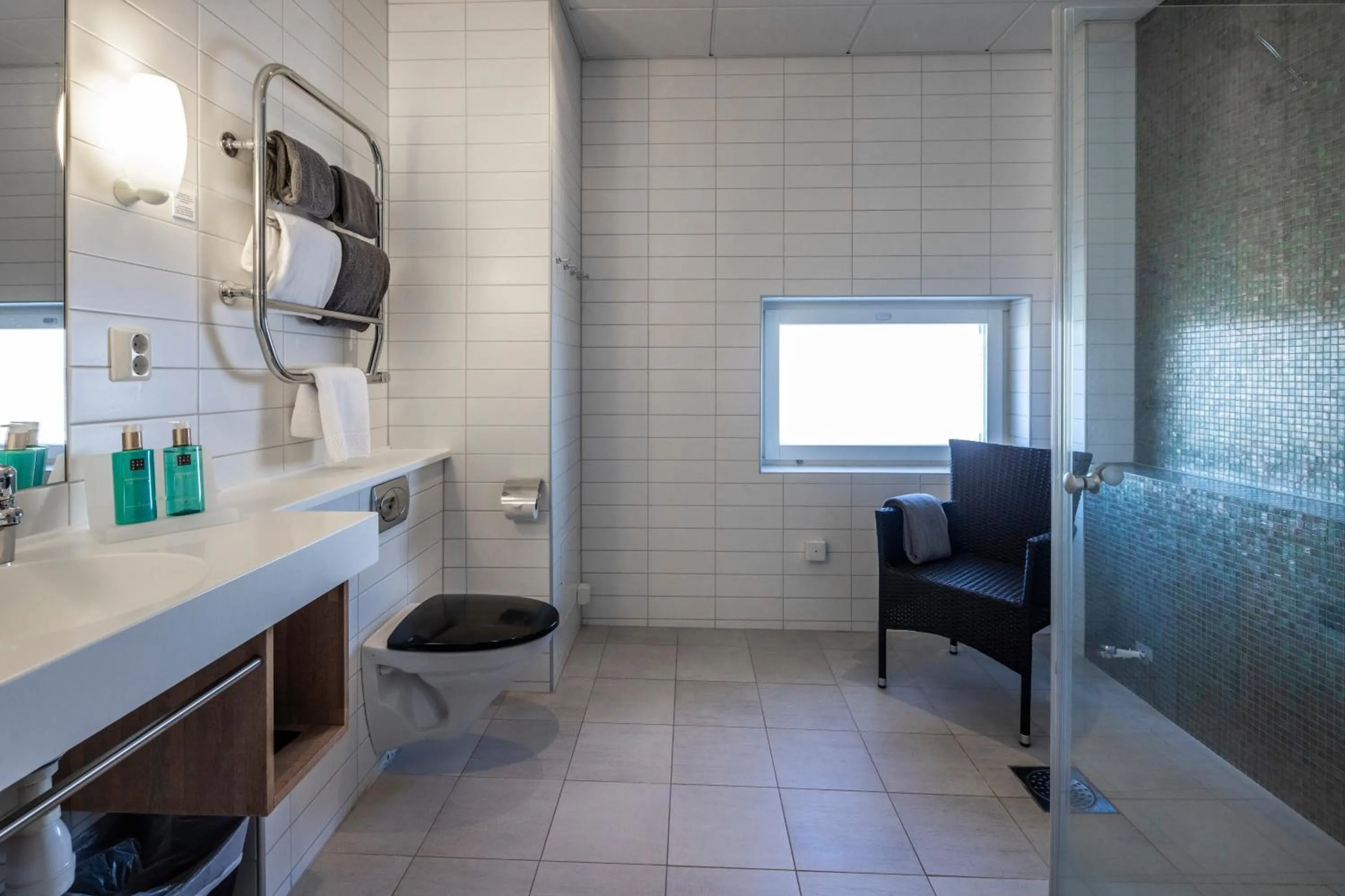 Bathroom in First Hotel Planetstaden