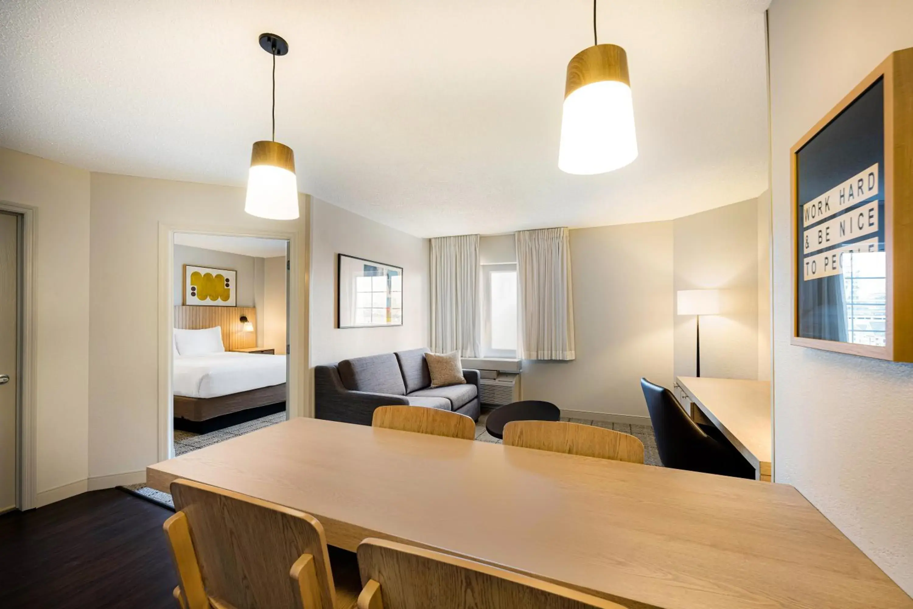 Dinner, Bed in Sonesta Simply Suites Birmingham Hoover Dinner, Bed in Sonesta Simply Suites Birmingham Hoover