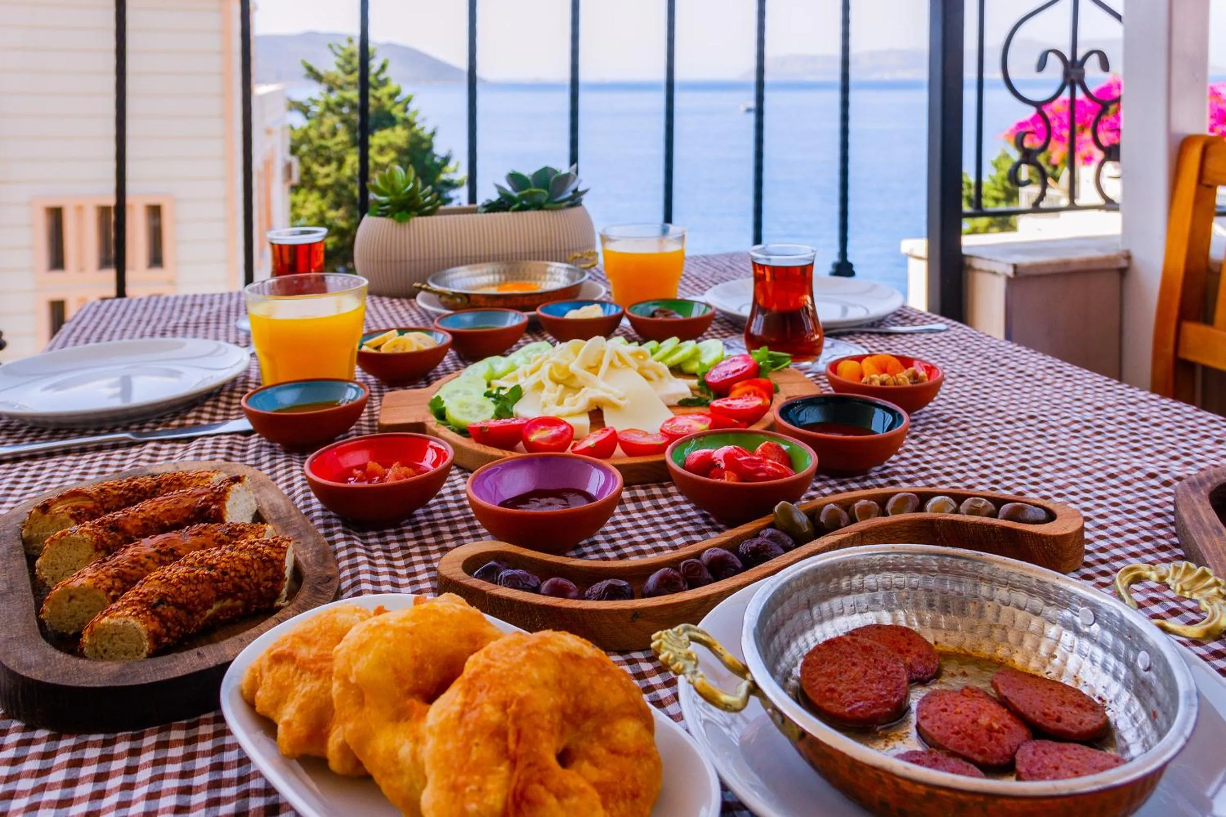 Breakfast in Kaş Old Town Hotel