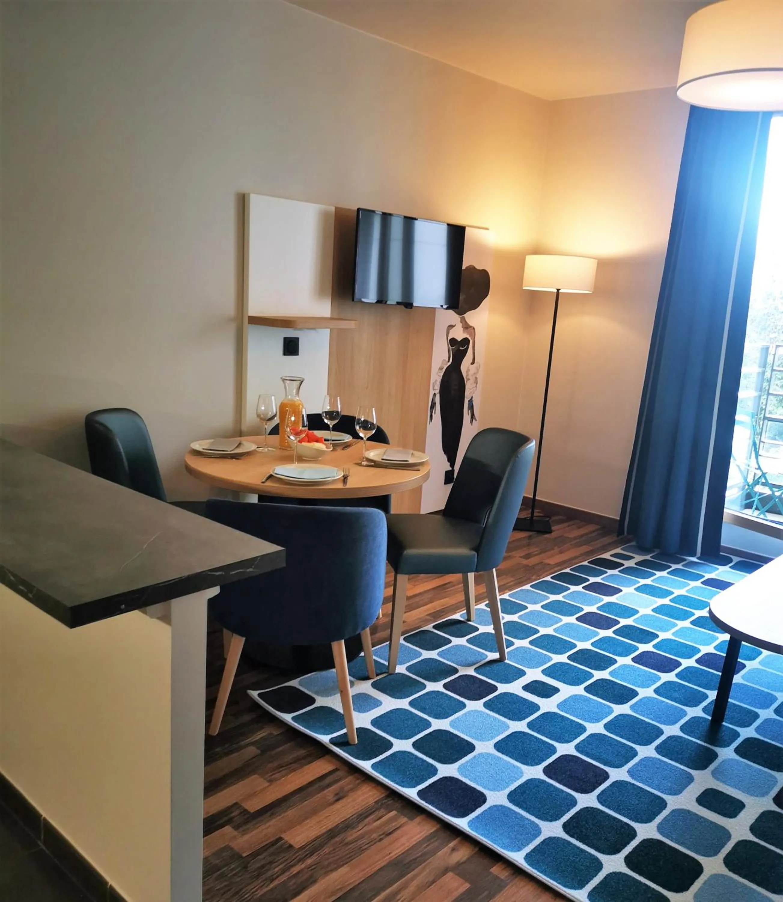 TV and multimedia in Residhome Asnieres