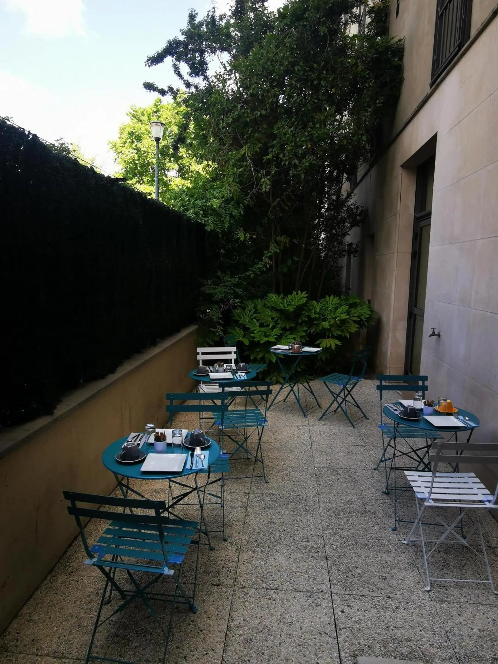 Garden in Residhome Asnieres