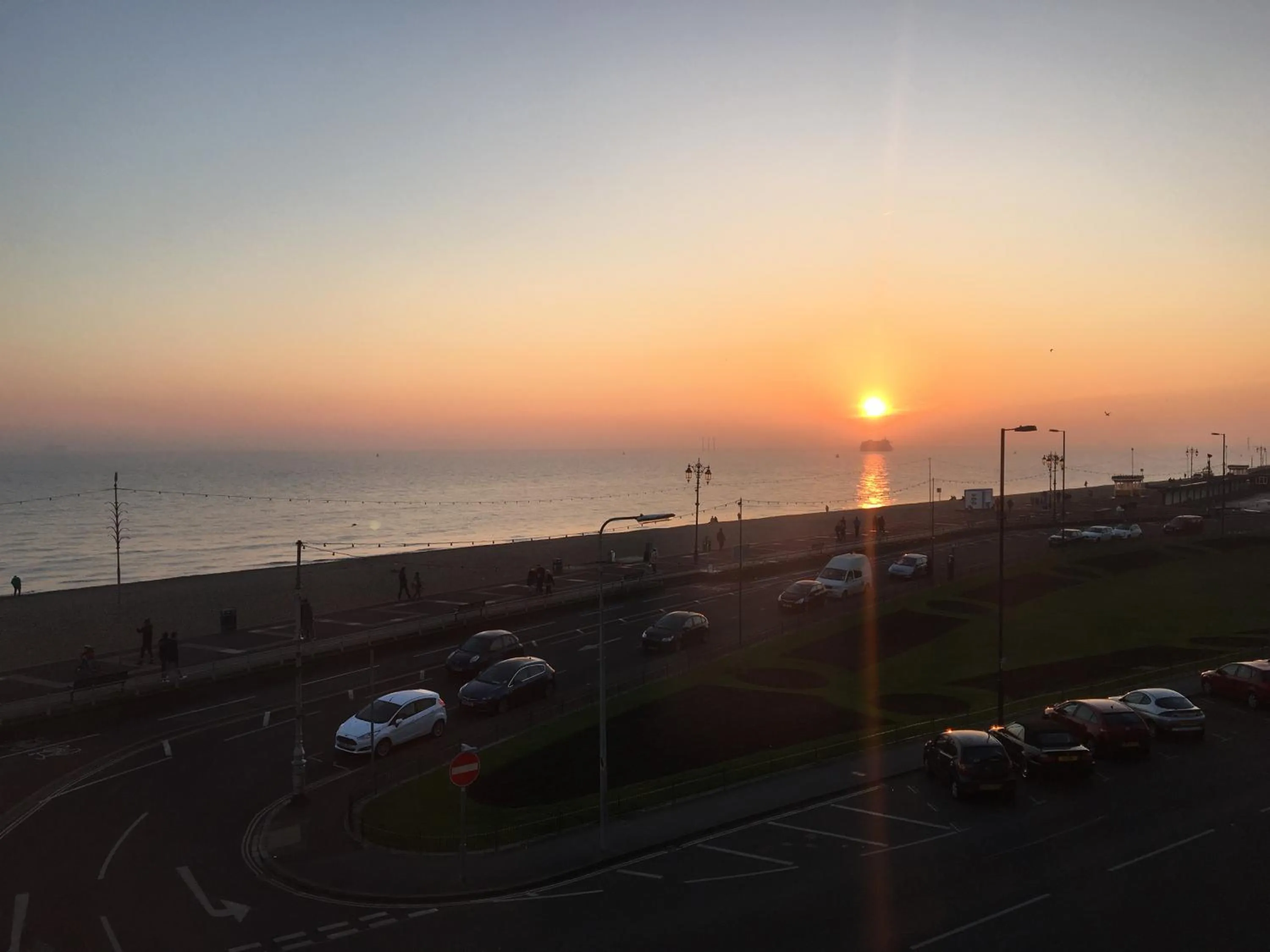 Stones Throw From The Beach - Stunning Sea View