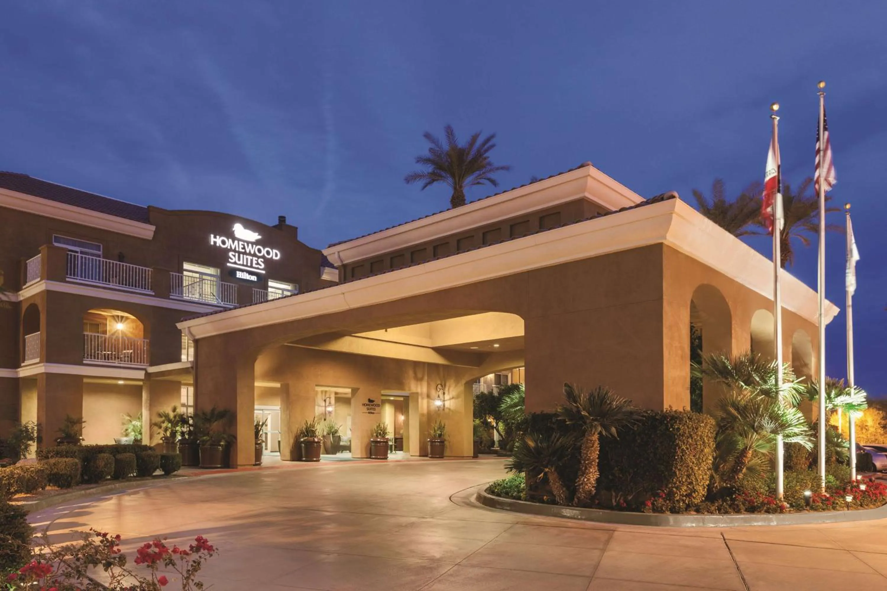 Property building in Homewood Suites by Hilton La Quinta