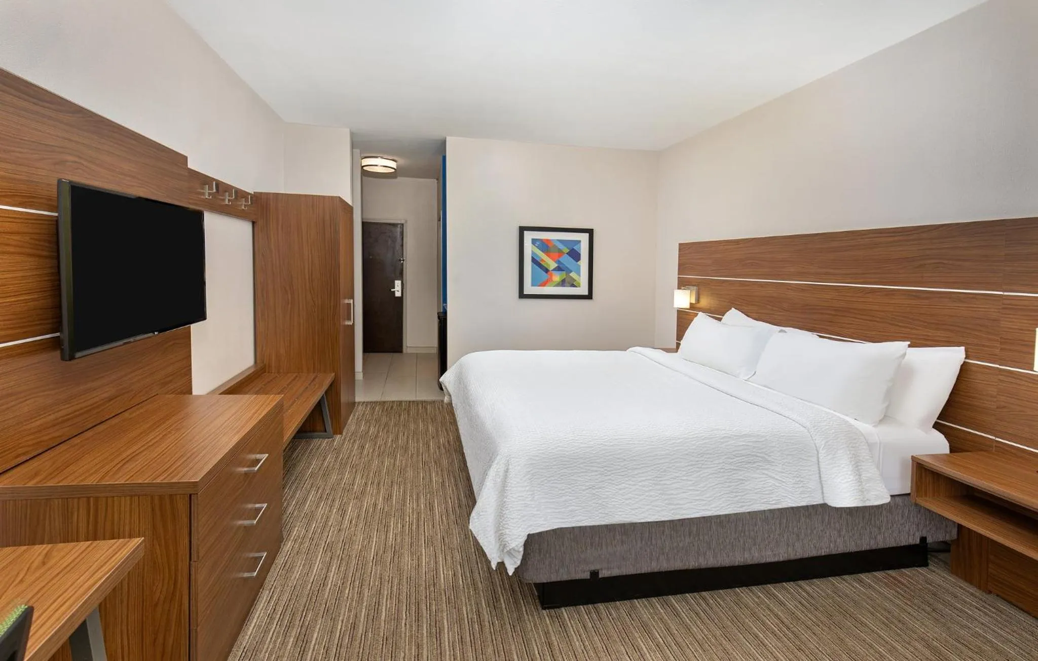 Photo of the whole room, Bed in Holiday Inn Express Hotel & Suites Birmingham - Inverness 280 by IHG