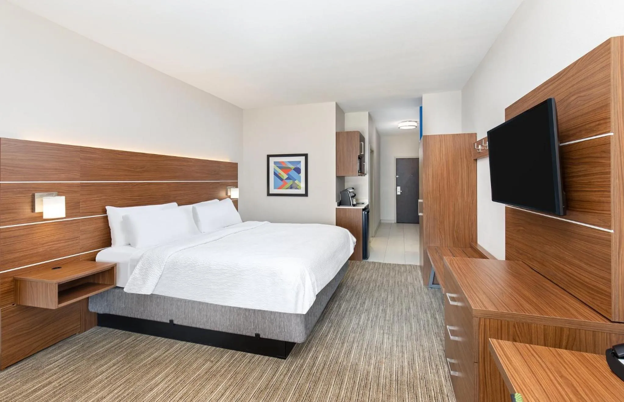 Photo of the whole room, Bed in Holiday Inn Express Hotel & Suites Birmingham - Inverness 280 by IHG