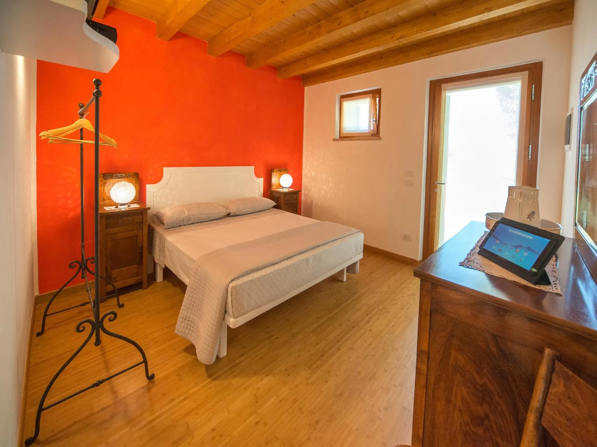 Day, Bed in B&B La Rubiana