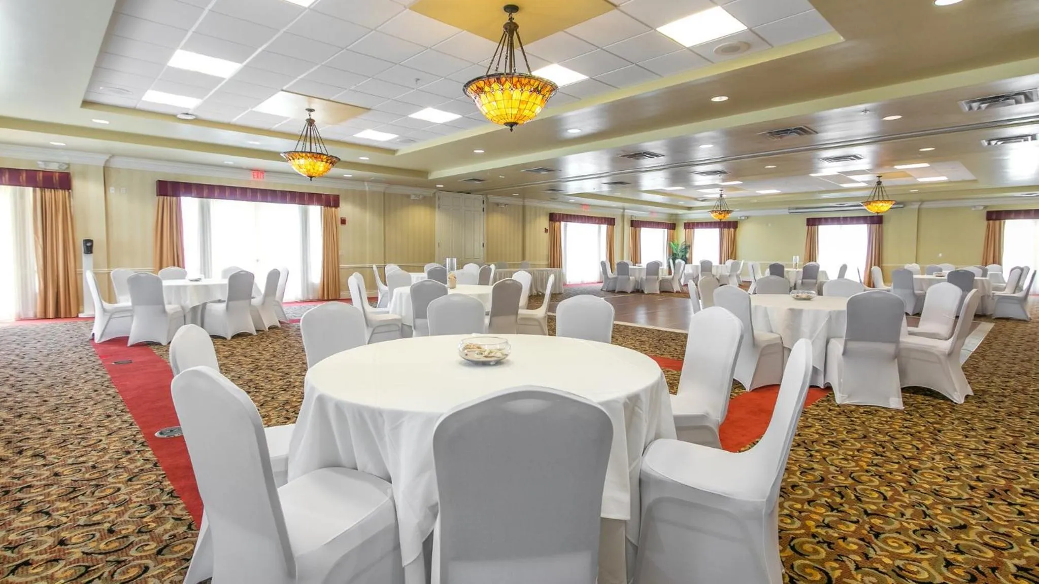 Meeting/conference room in Holiday Inn & Suites Clearwater Beach by IHG