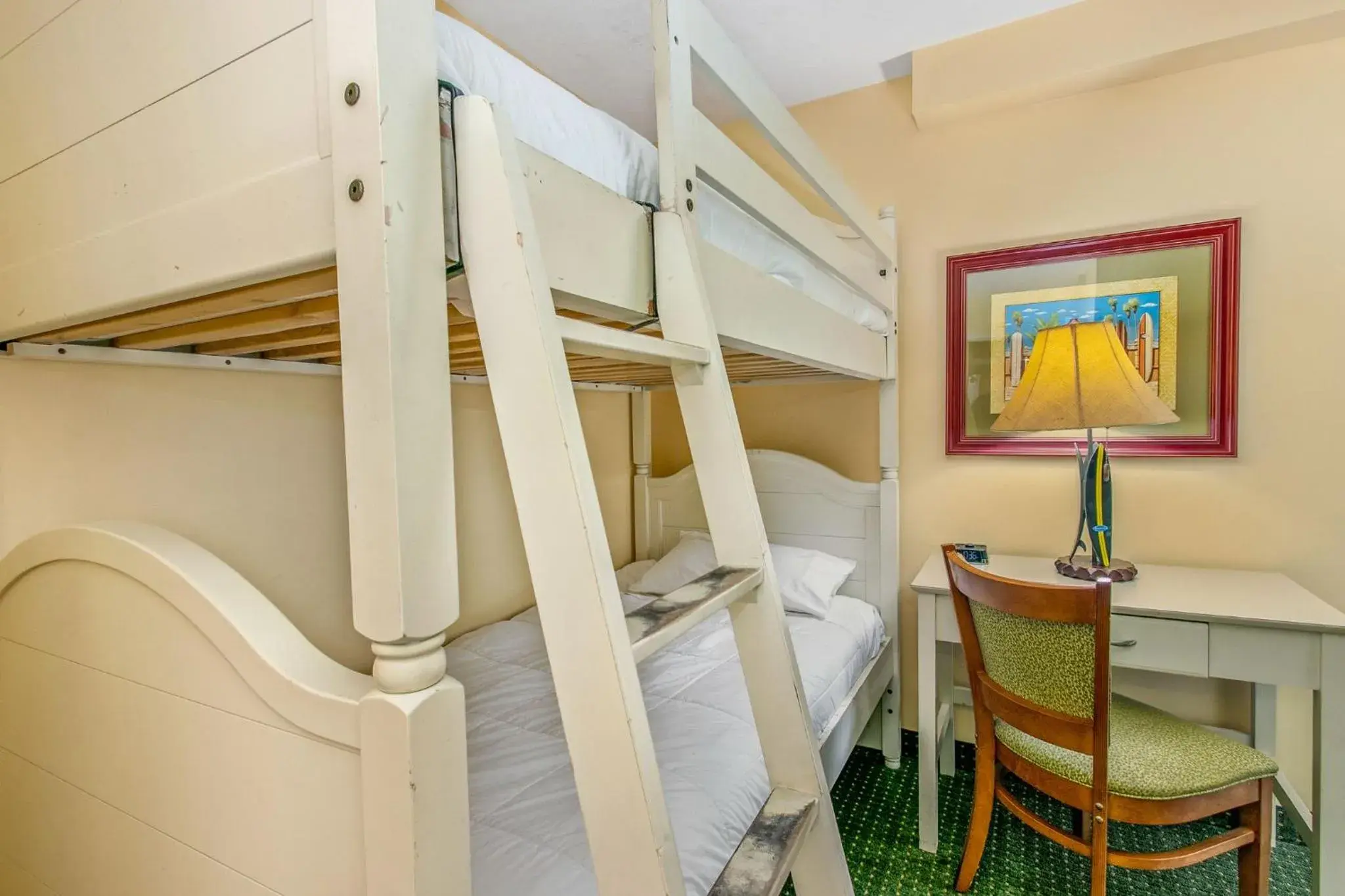 Photo of the whole room, Bed in Holiday Inn & Suites Clearwater Beach by IHG Photo of the whole room, Bed in Holiday Inn & Suites Clearwater Beach by IHG