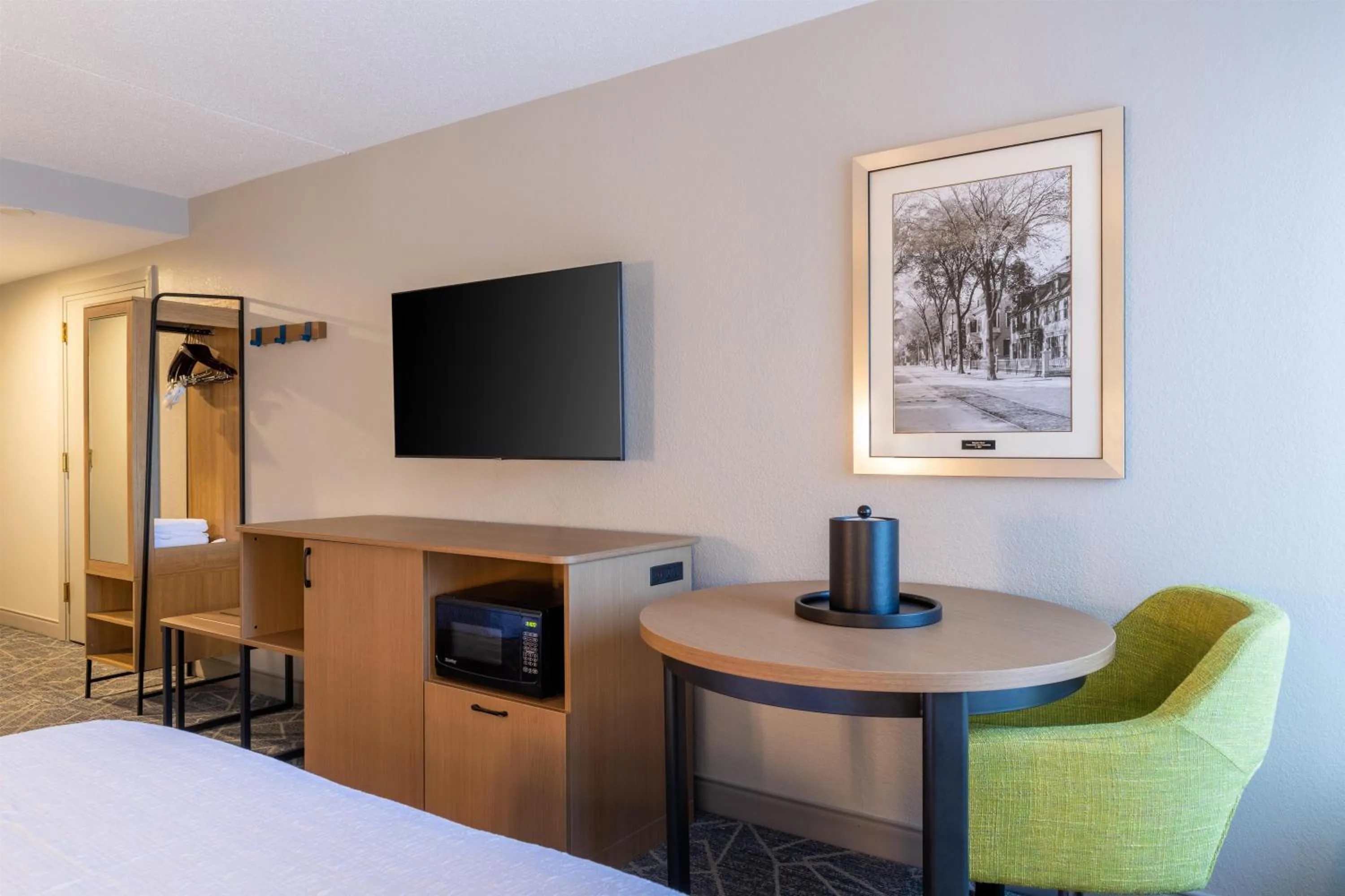 Bed in Hampton Inn Portsmouth Central