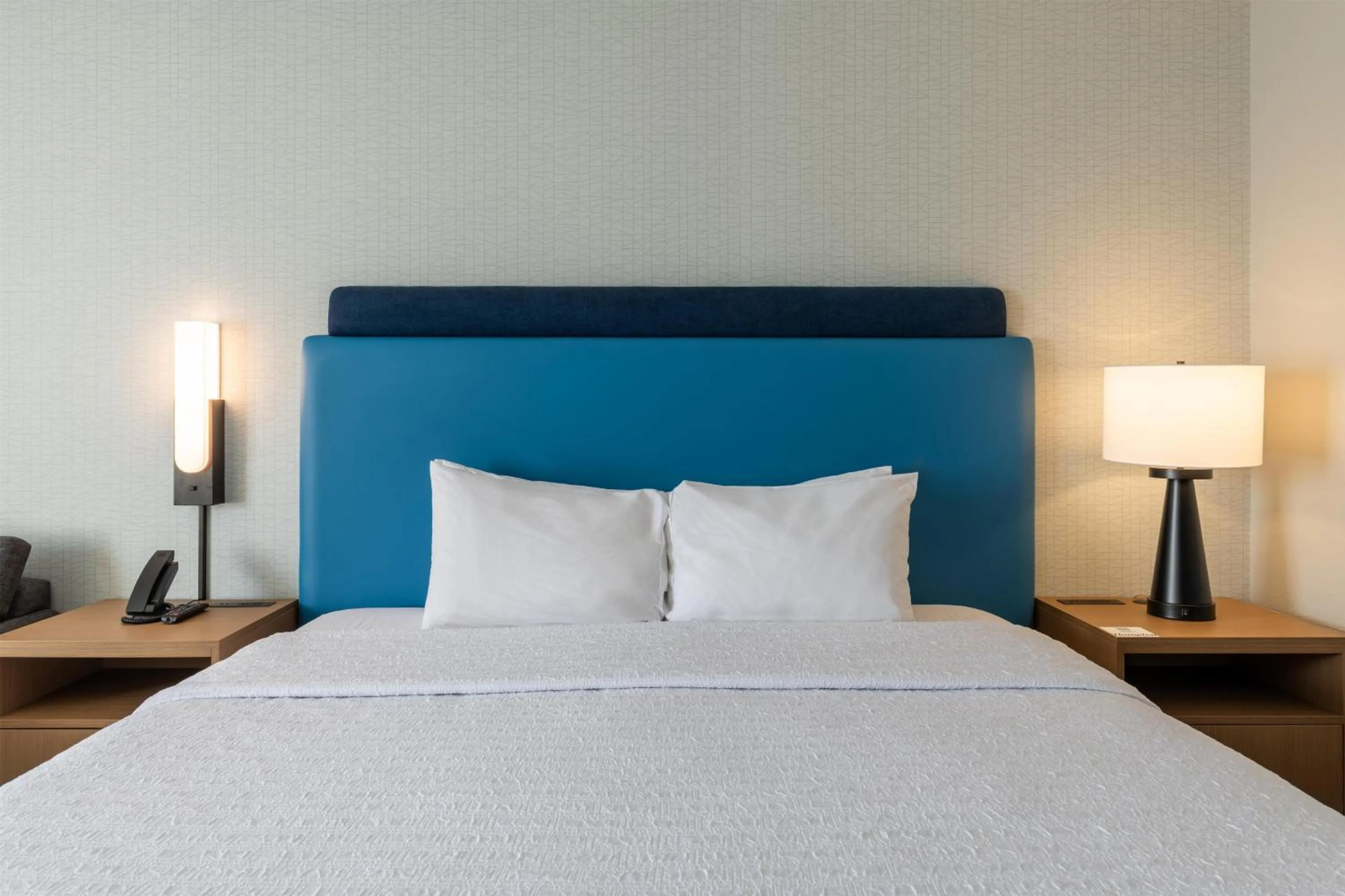 Bed in Hampton Inn Portsmouth Central