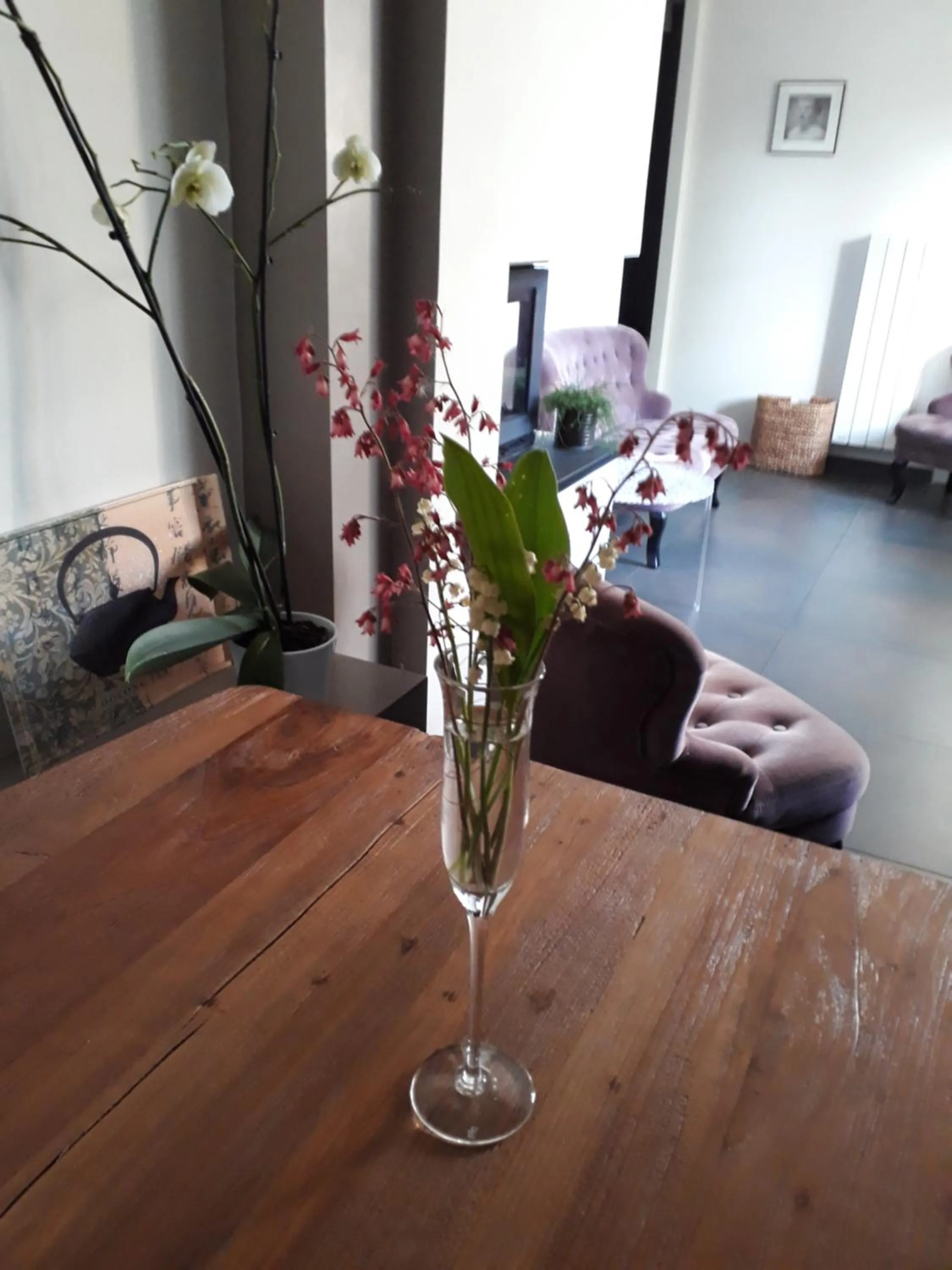 Dining area in Au Detour de Rennes