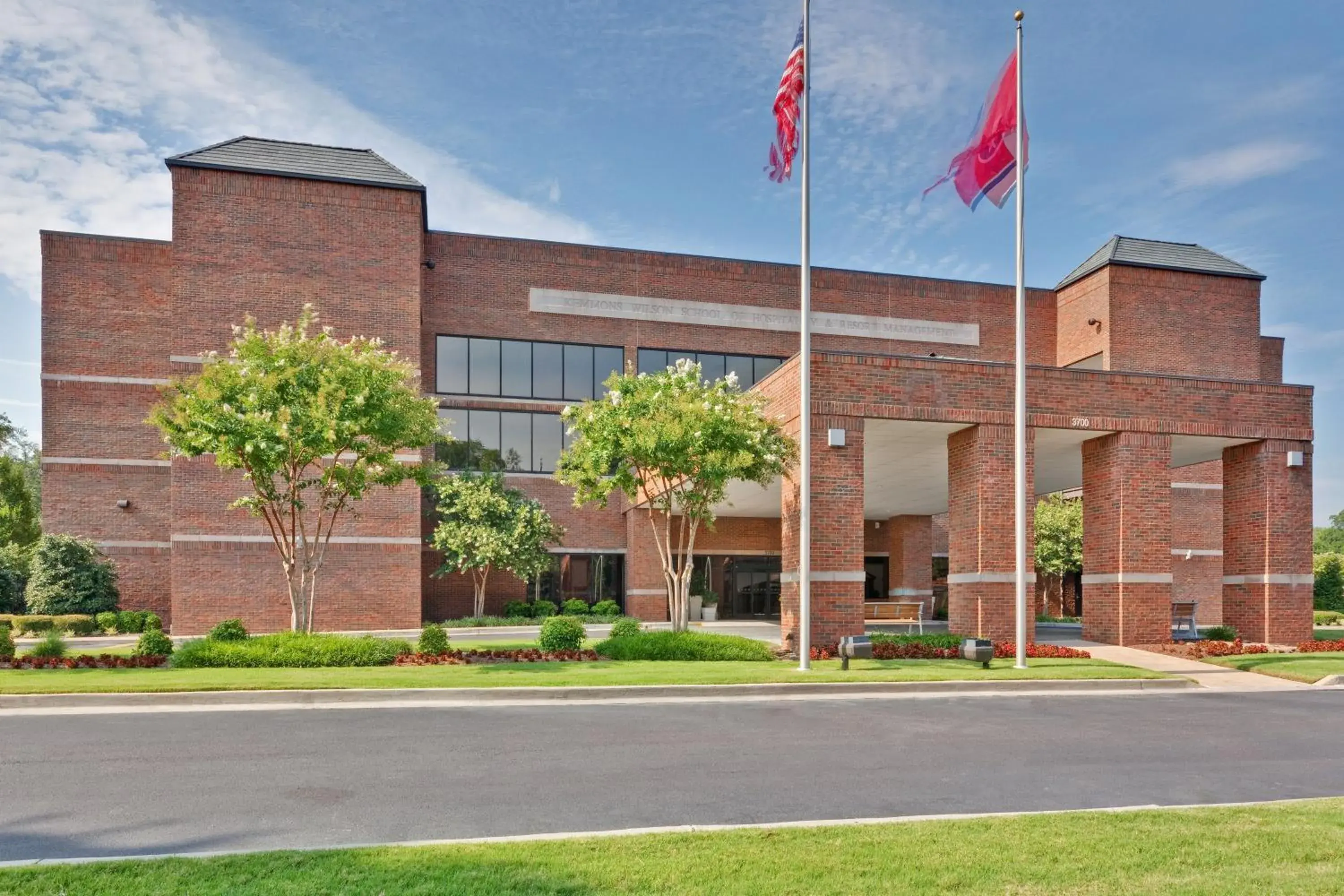 Property building in Holiday Inn Memphis-University of Memphis, an IHG Hotel Property building in Holiday Inn Memphis-University of Memphis, an IHG Hotel