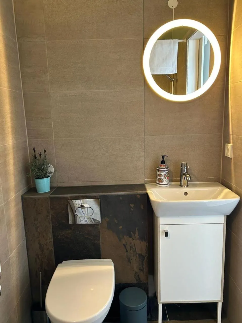 Lindartún Guesthouse