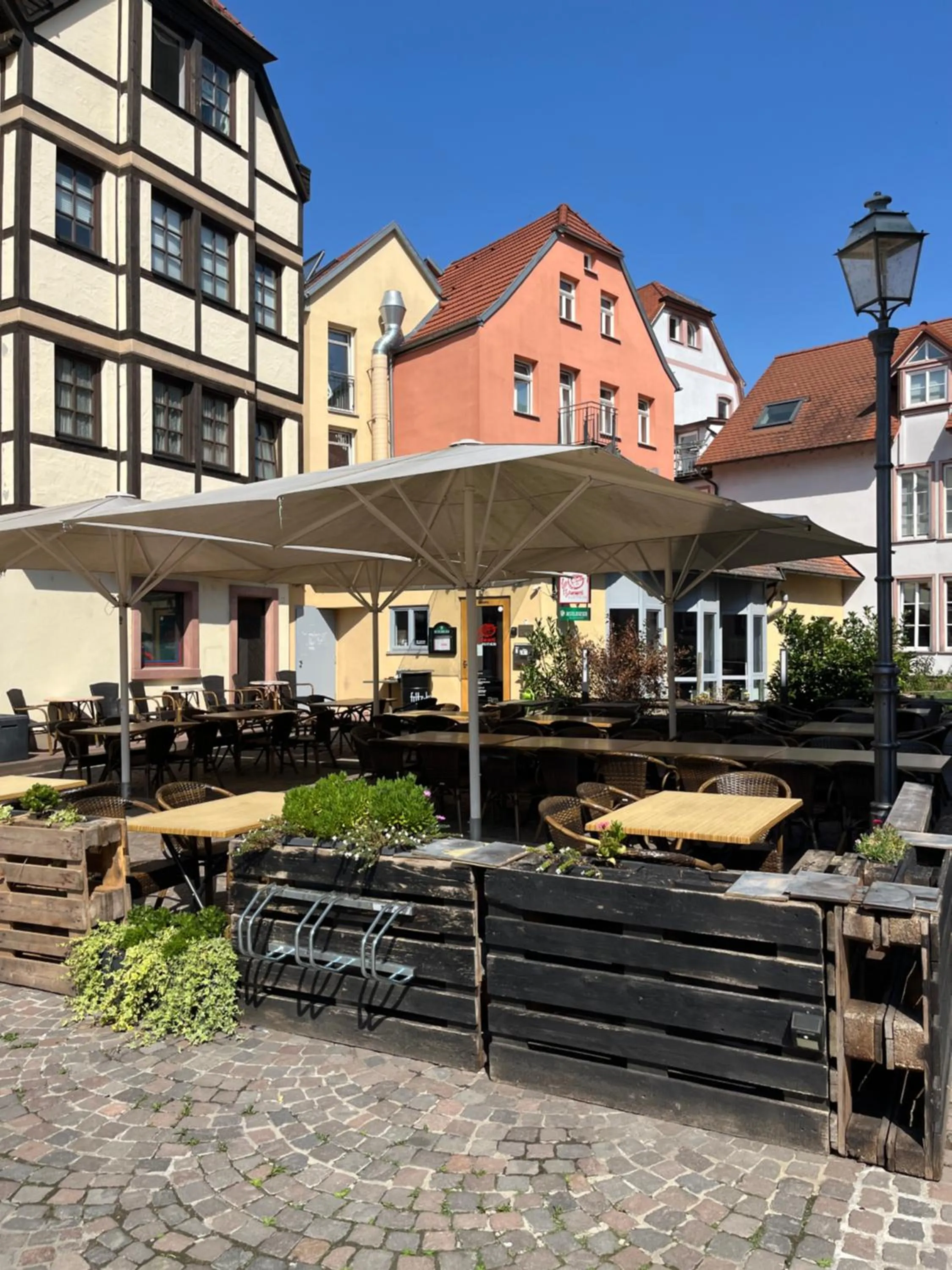 Balcony/Terrace in La Flamme Wertheim garni