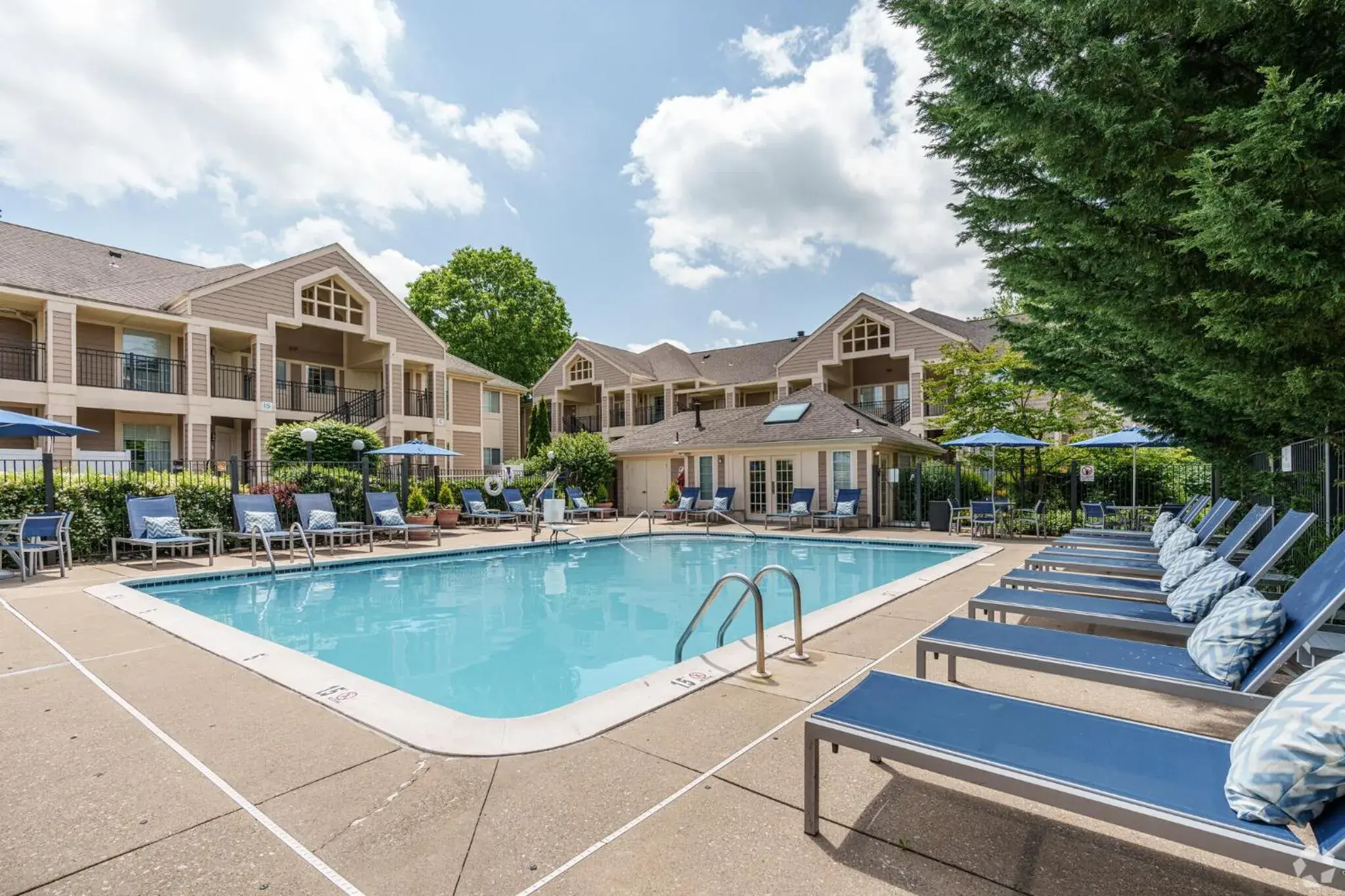 Swimming pool in Avia Residences on Lincoln - Extended Stay Swimming pool in Avia Residences on Lincoln - Extended Stay