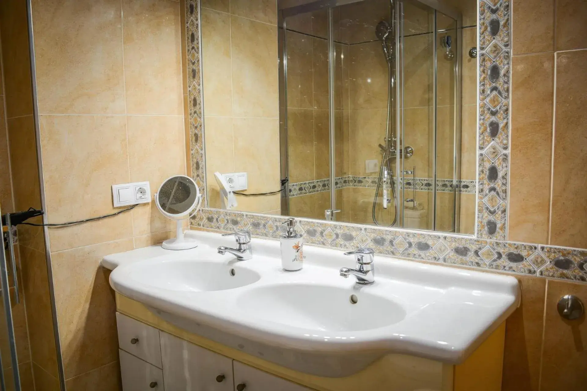 Double or Twin Room in El Tossal Double or Twin Room in El Tossal