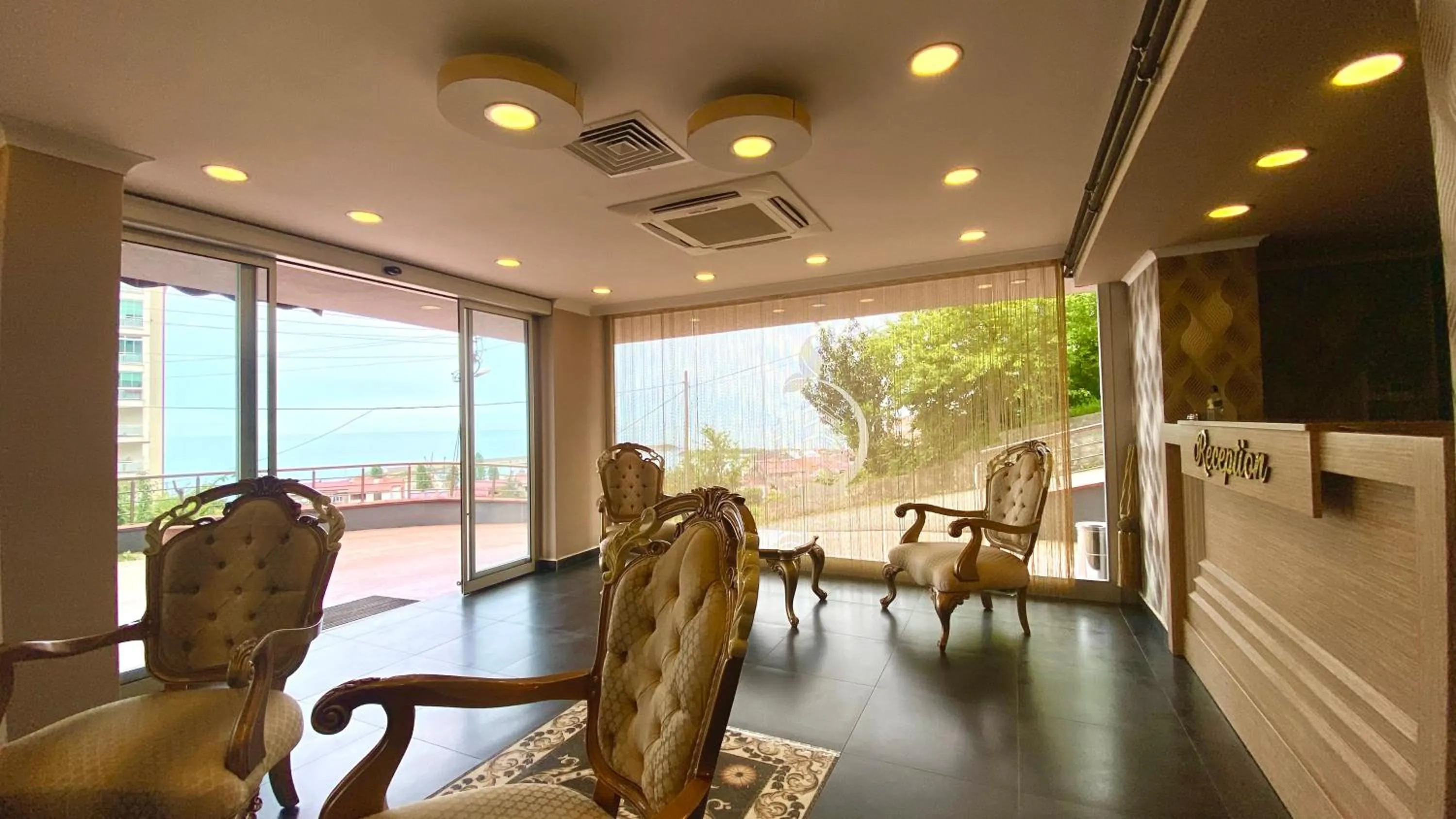 Lobby or reception in Caykent Suites Deluxe Hotel