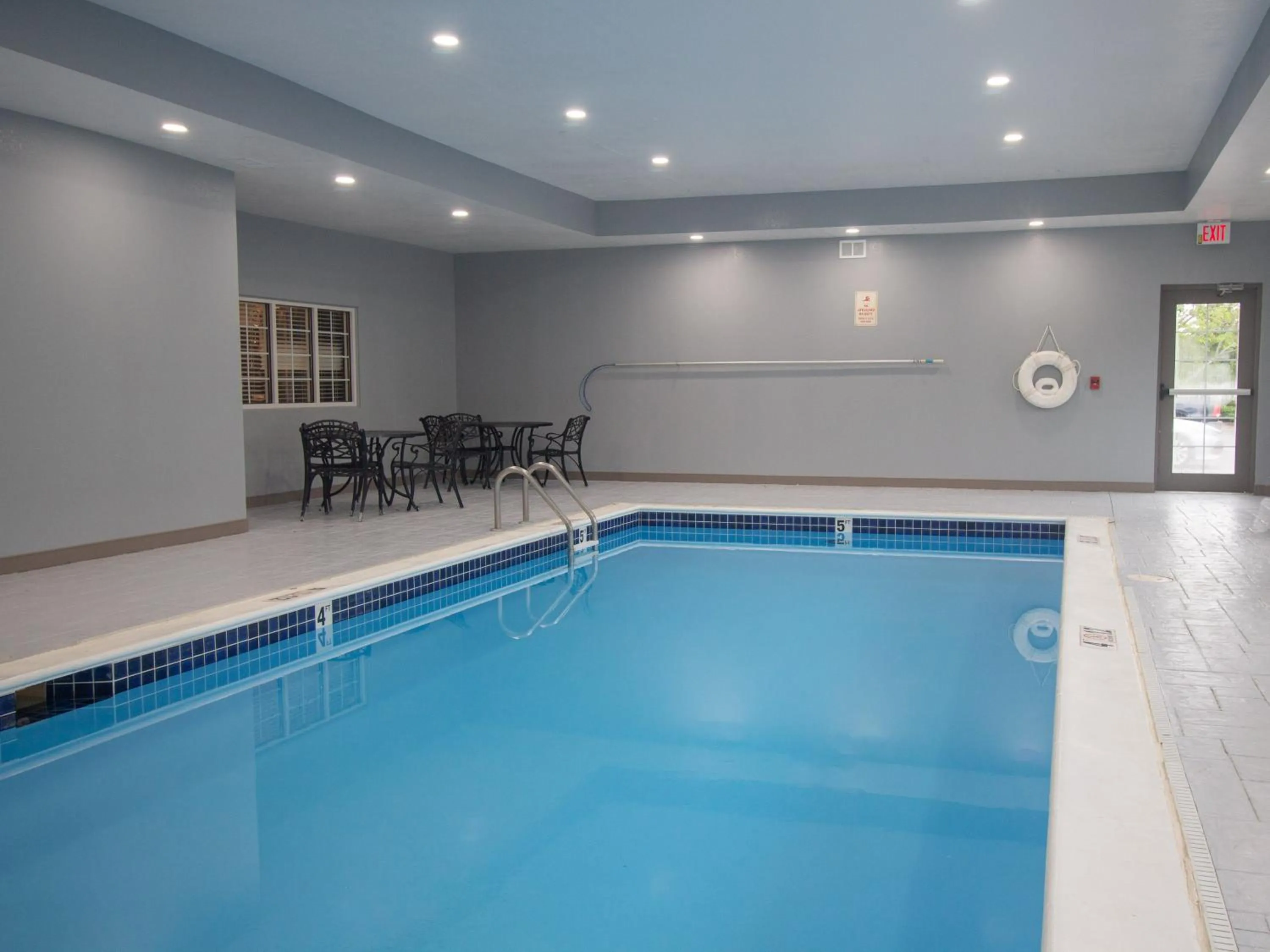 Swimming pool in Candlewood Suites Louisville North by IHG