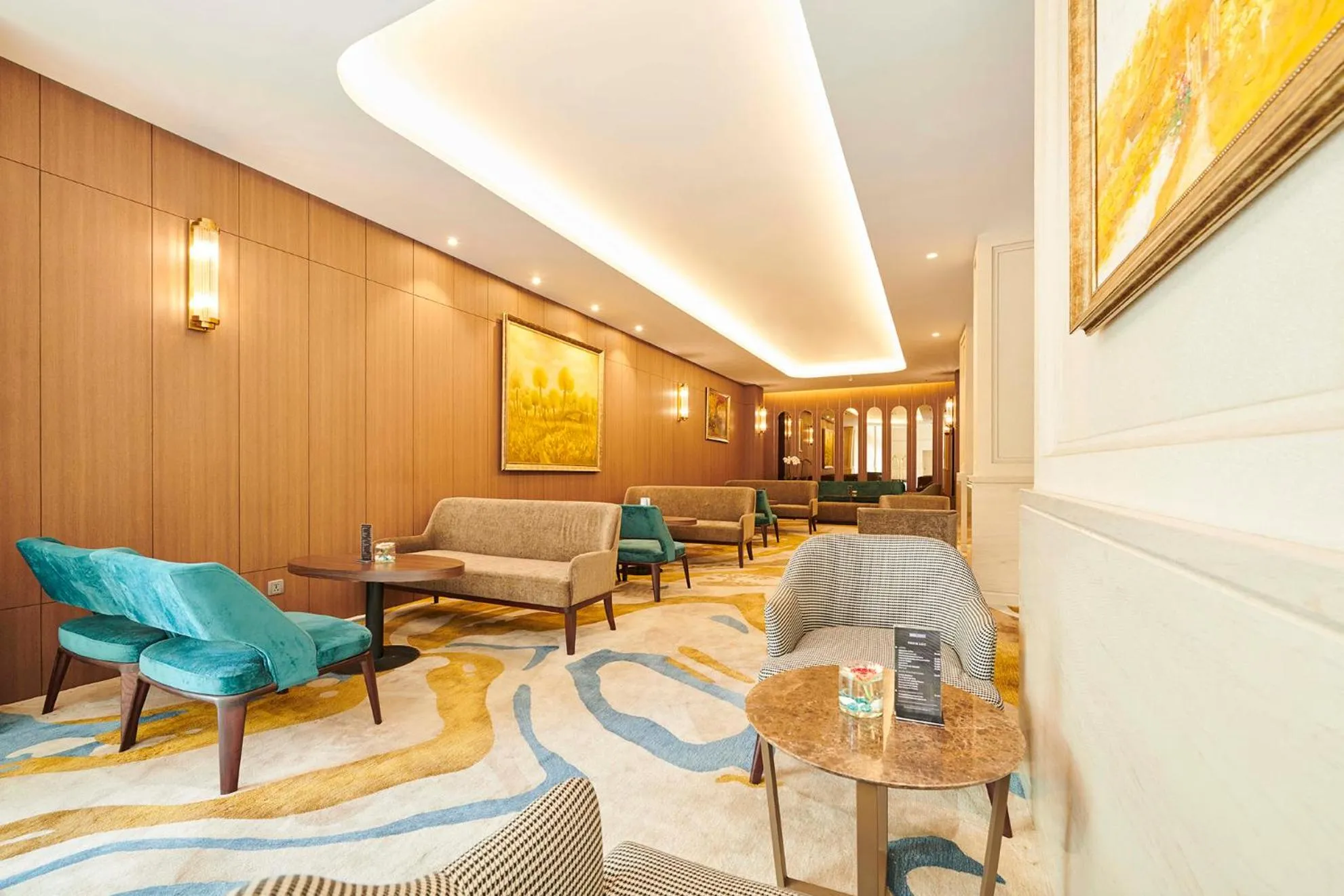 Seating area in Eastin Grand Hotel Saigon