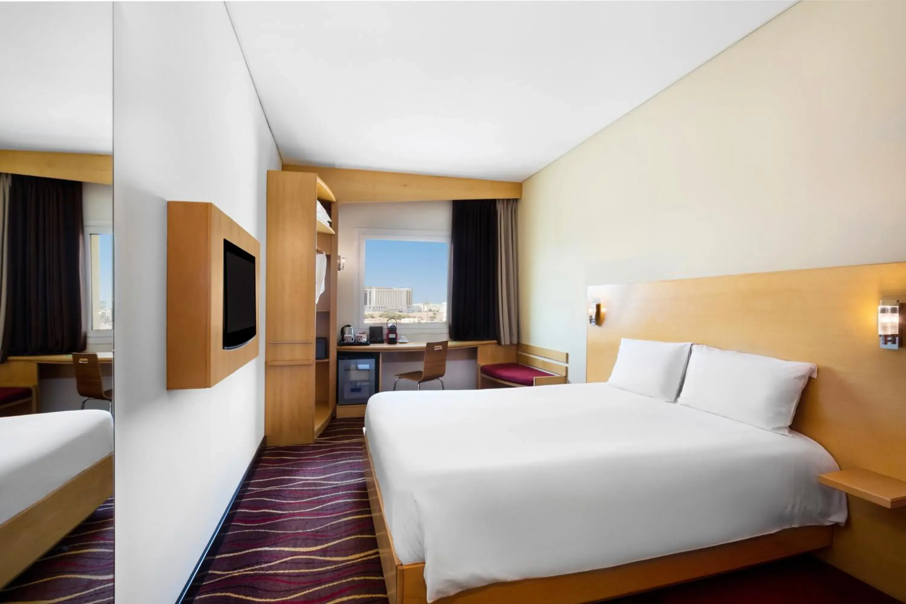 Photo of the whole room, Bed in ibis Muscat Photo of the whole room, Bed in ibis Muscat