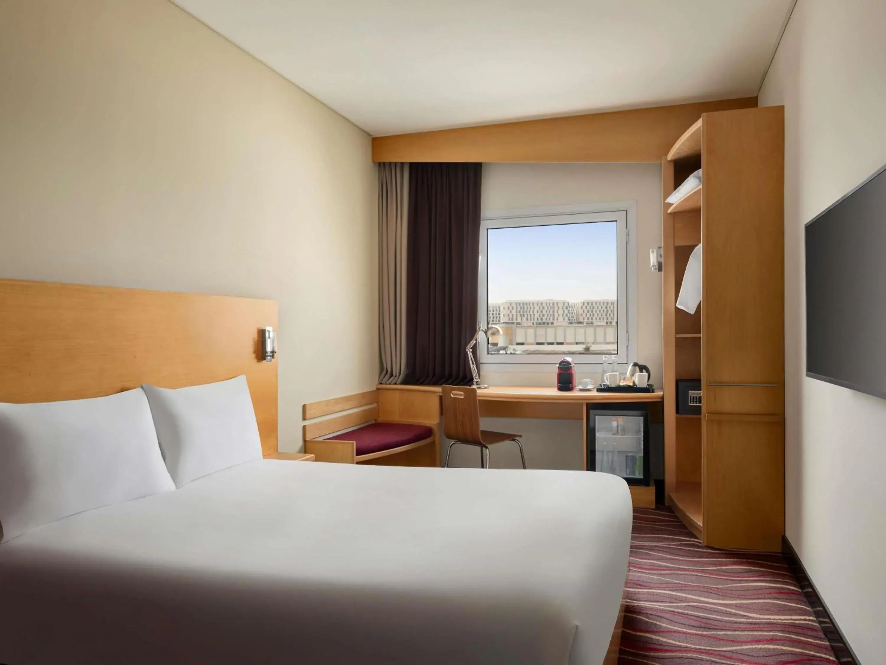 Bedroom, Bed in ibis Muscat Bedroom, Bed in ibis Muscat