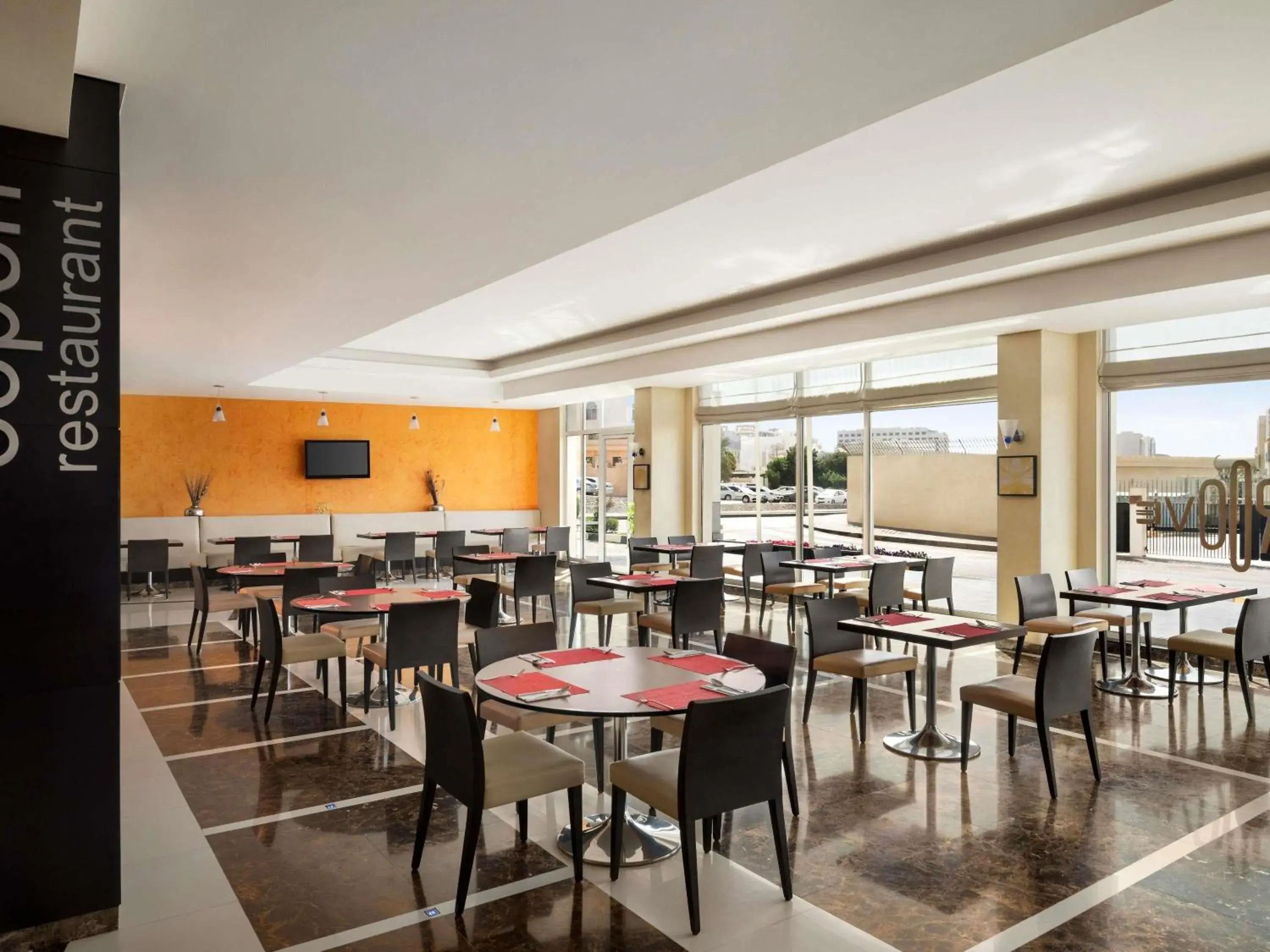 Restaurant/places to eat in ibis Muscat Restaurant/places to eat in ibis Muscat