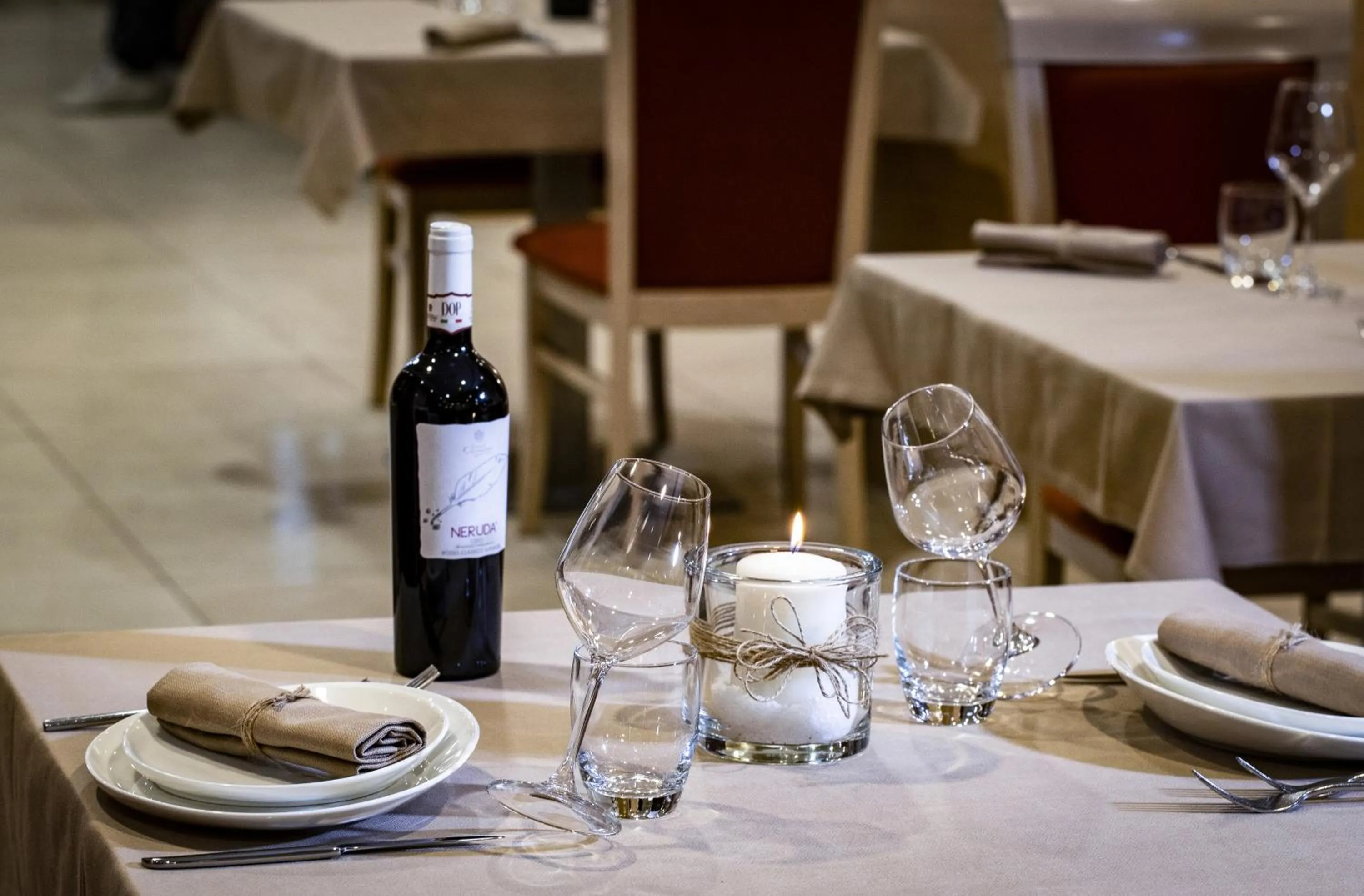 Restaurant/places to eat in BV President Hotel