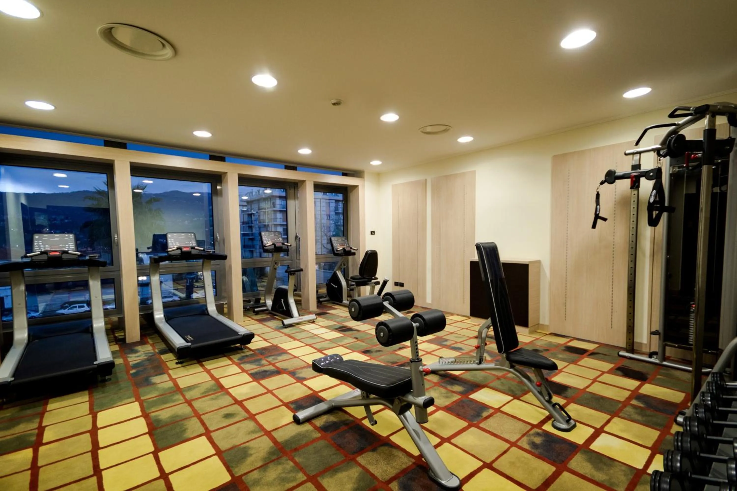 Fitness centre/facilities in BV President Hotel